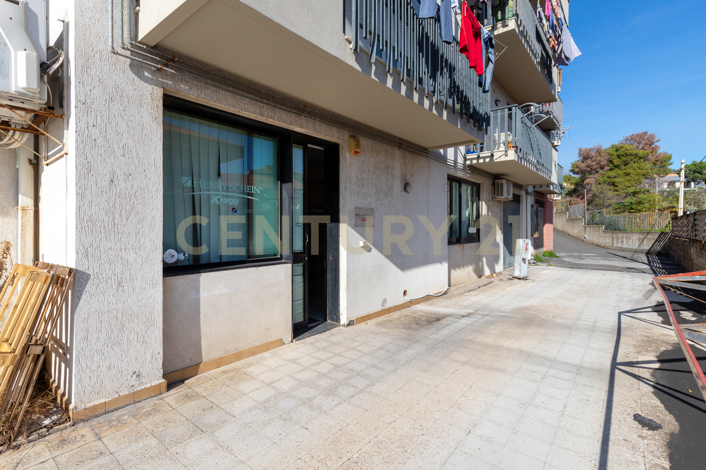 Appartamento con terrazzo in via pietra dell'ova 396, Tremestieri Etneo