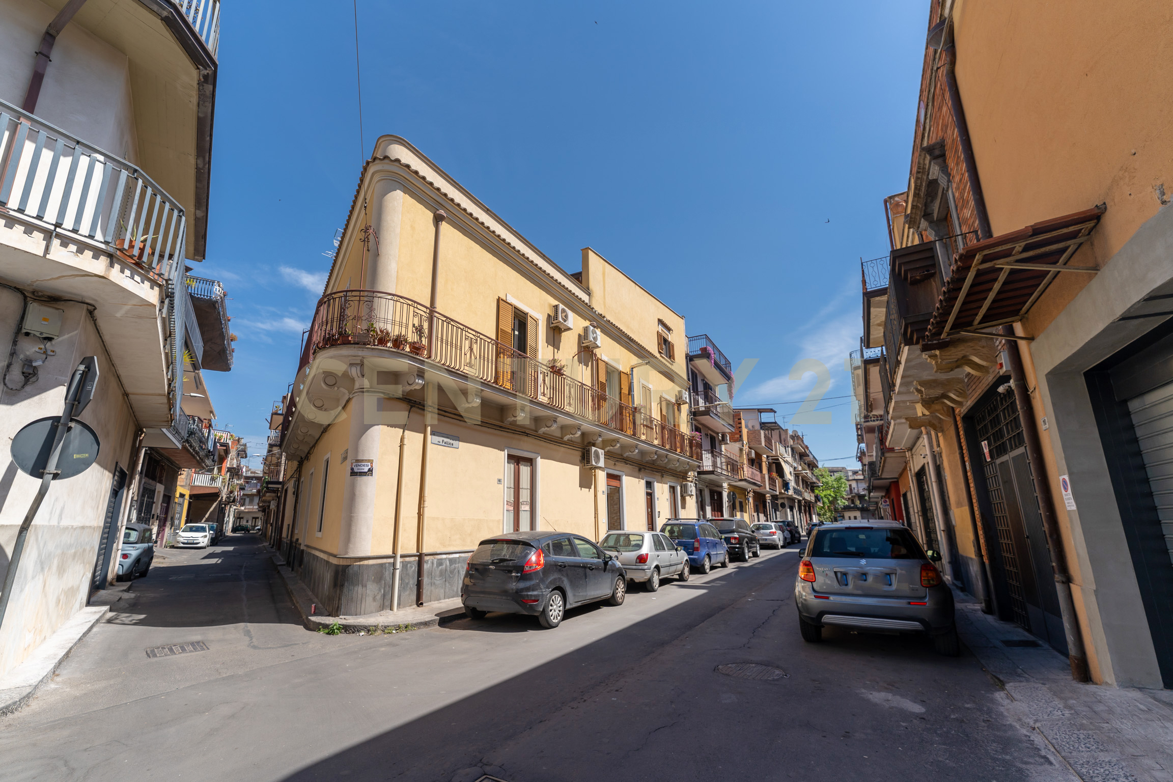 Appartamento con terrazzo in via fallica 107, Patern�