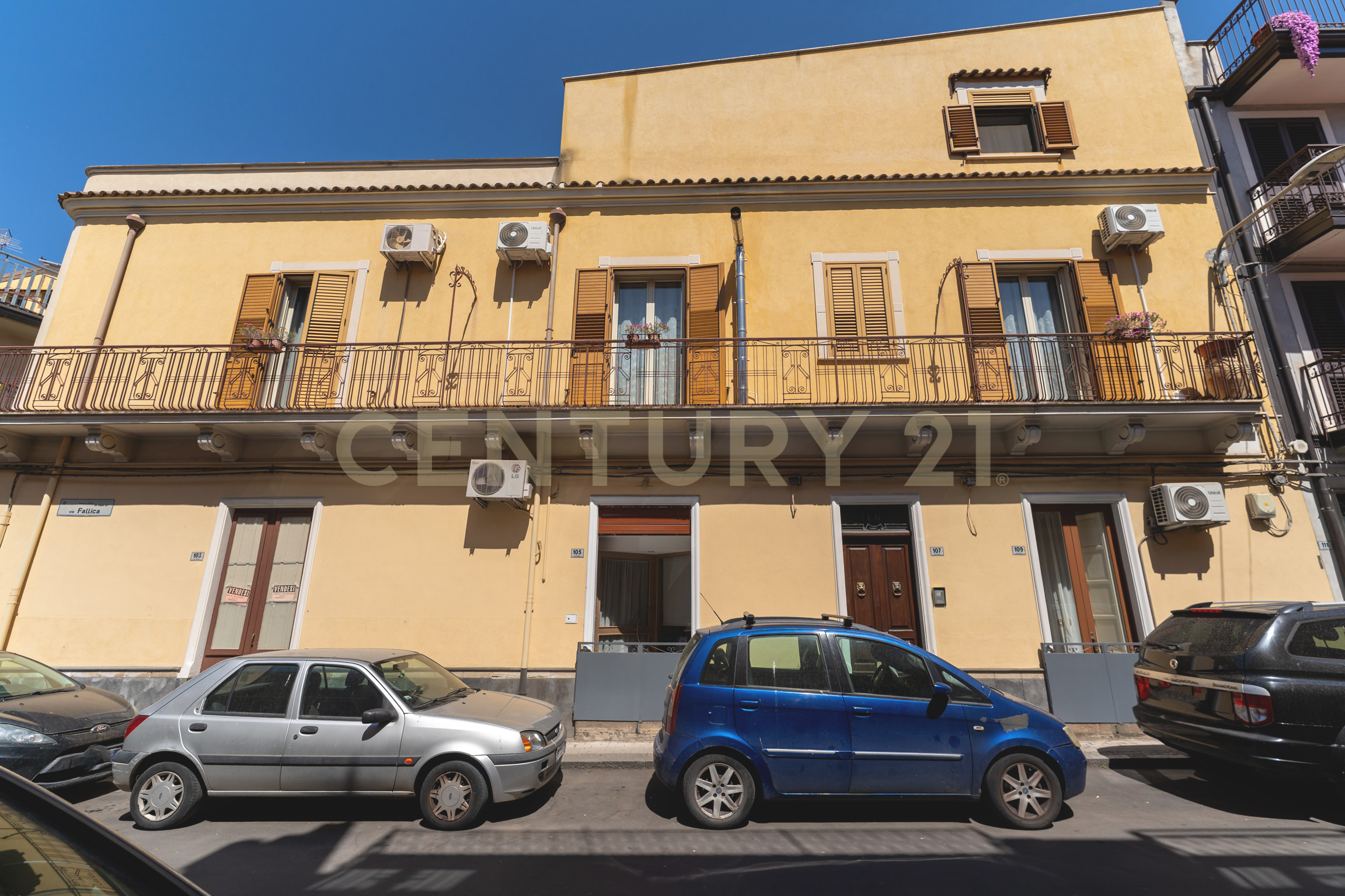 Appartamento con terrazzo in via fallica 107, Patern�