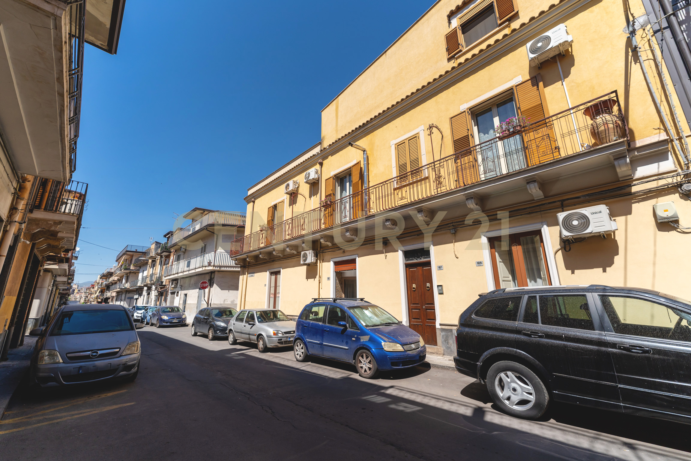 Appartamento con terrazzo in via fallica 107, Patern�