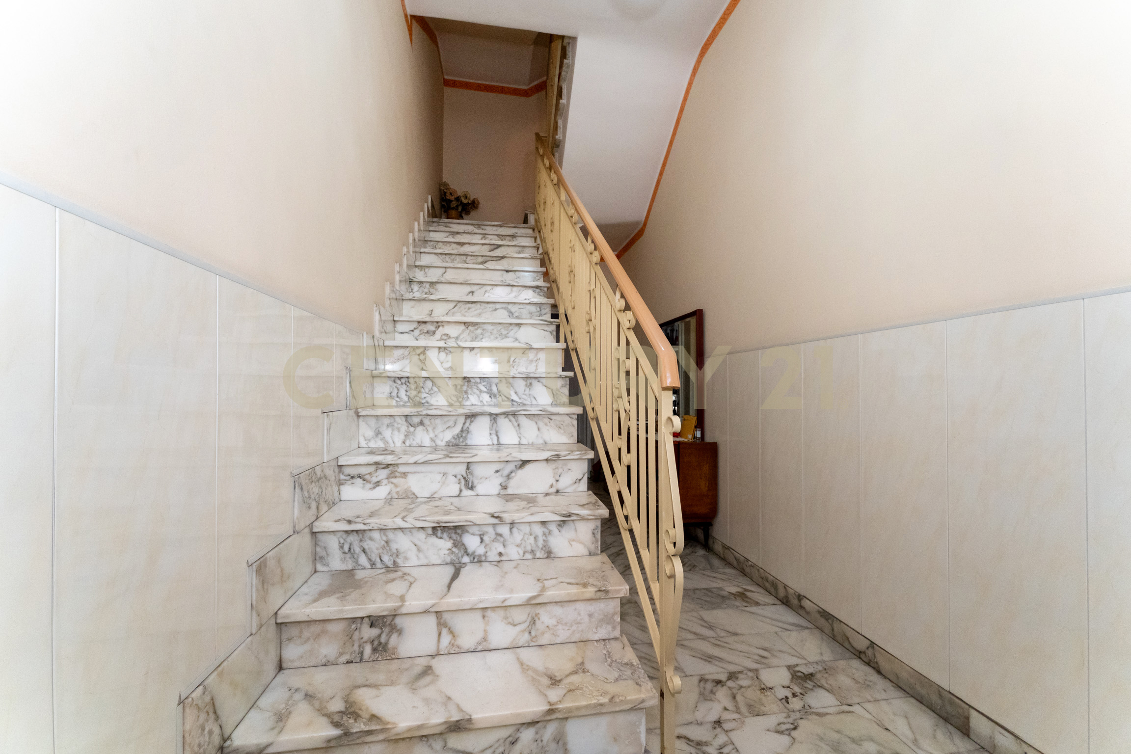 Appartamento con terrazzo in via fallica 107, Patern�