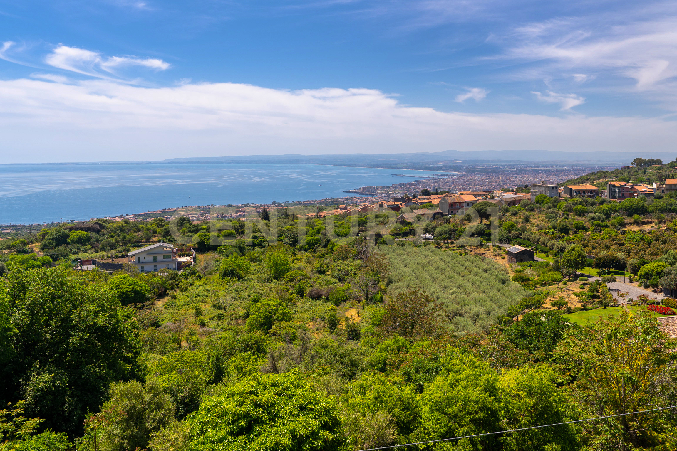 Villa con giardino in via casalrosato 19, Valverde