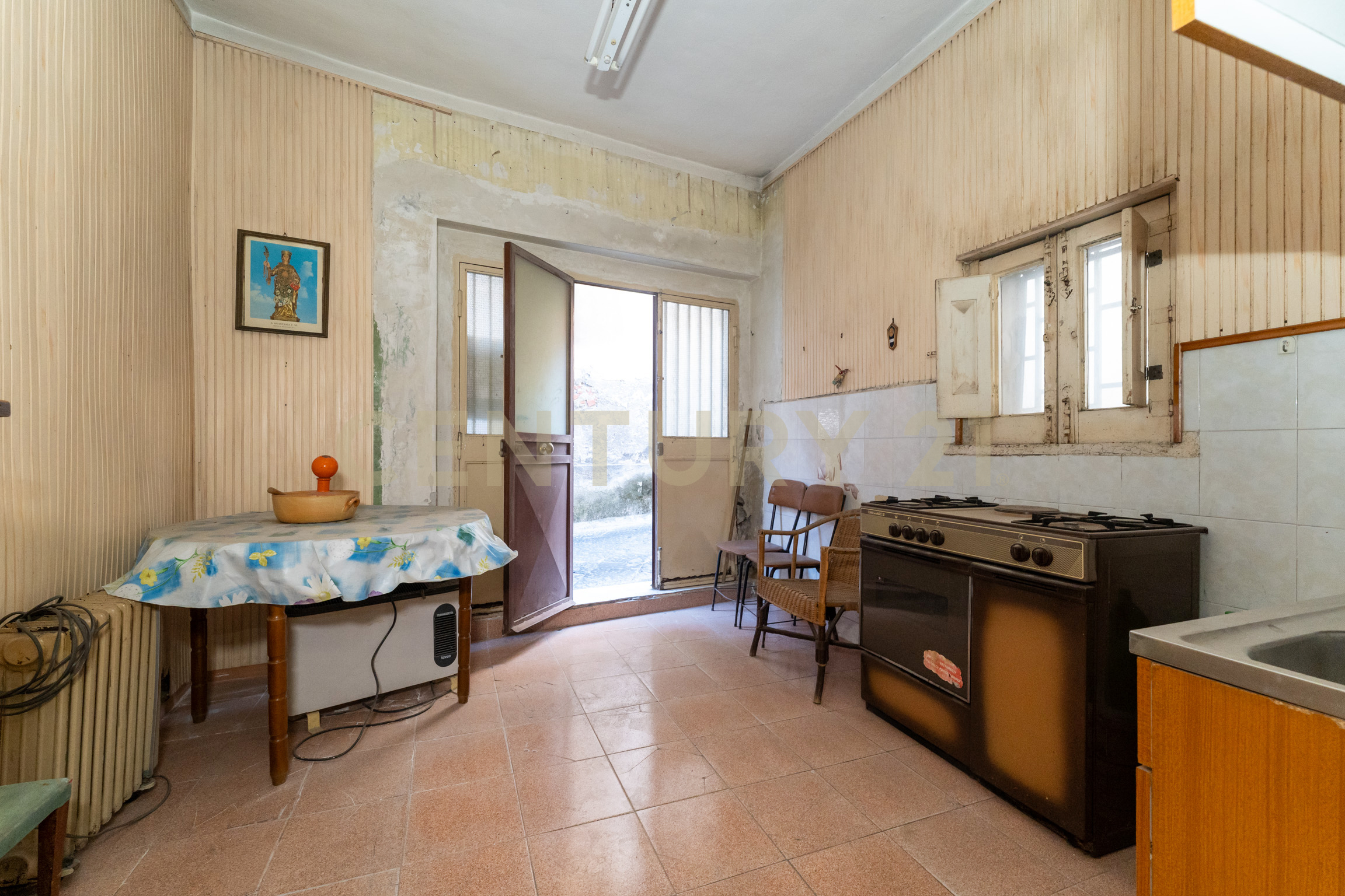 Casa indipendente da ristrutturare in via xx settembre 153, Motta Sant'Anastasia