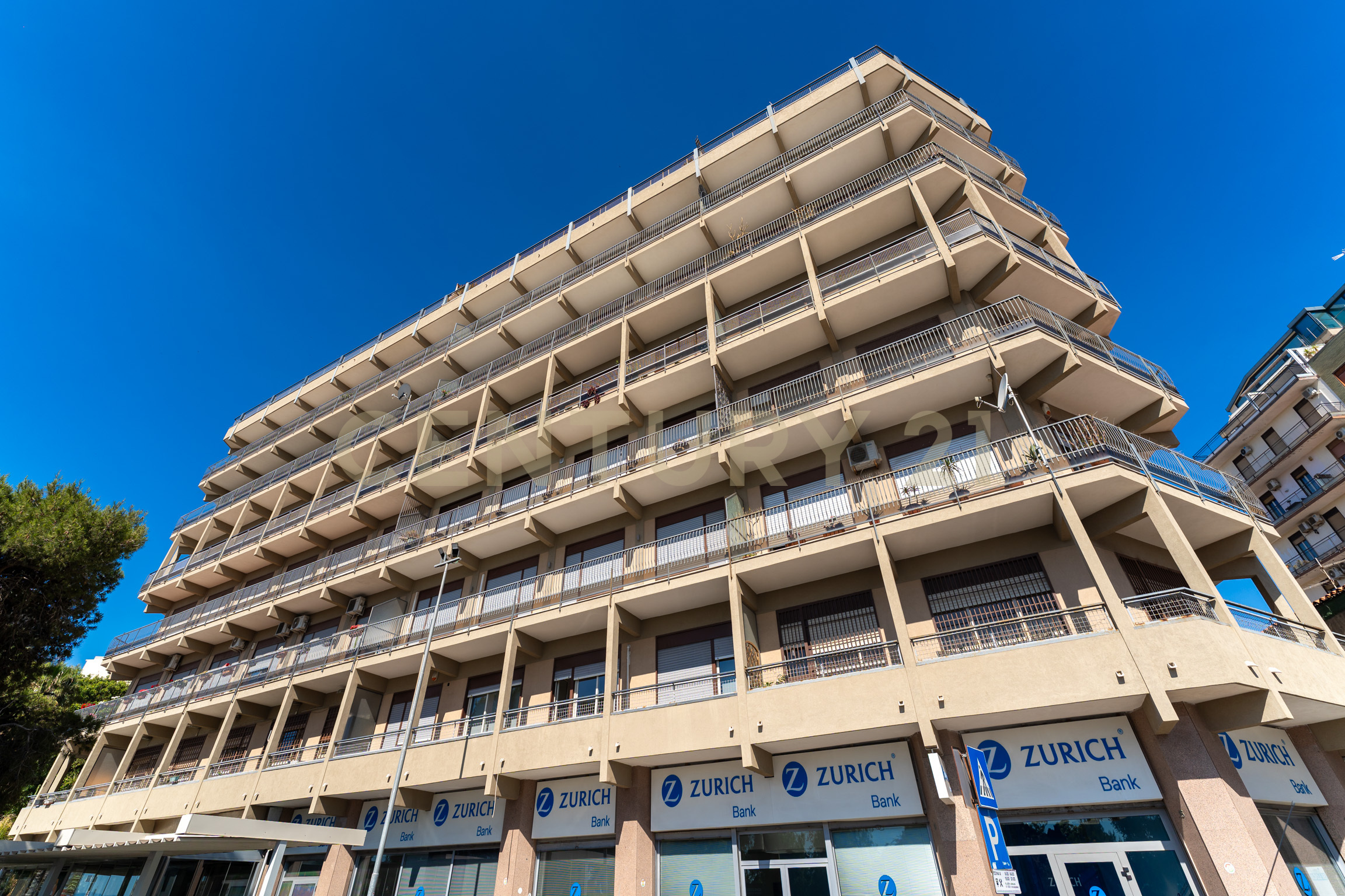 Appartamento ristrutturato in piazza europa 13, Catania