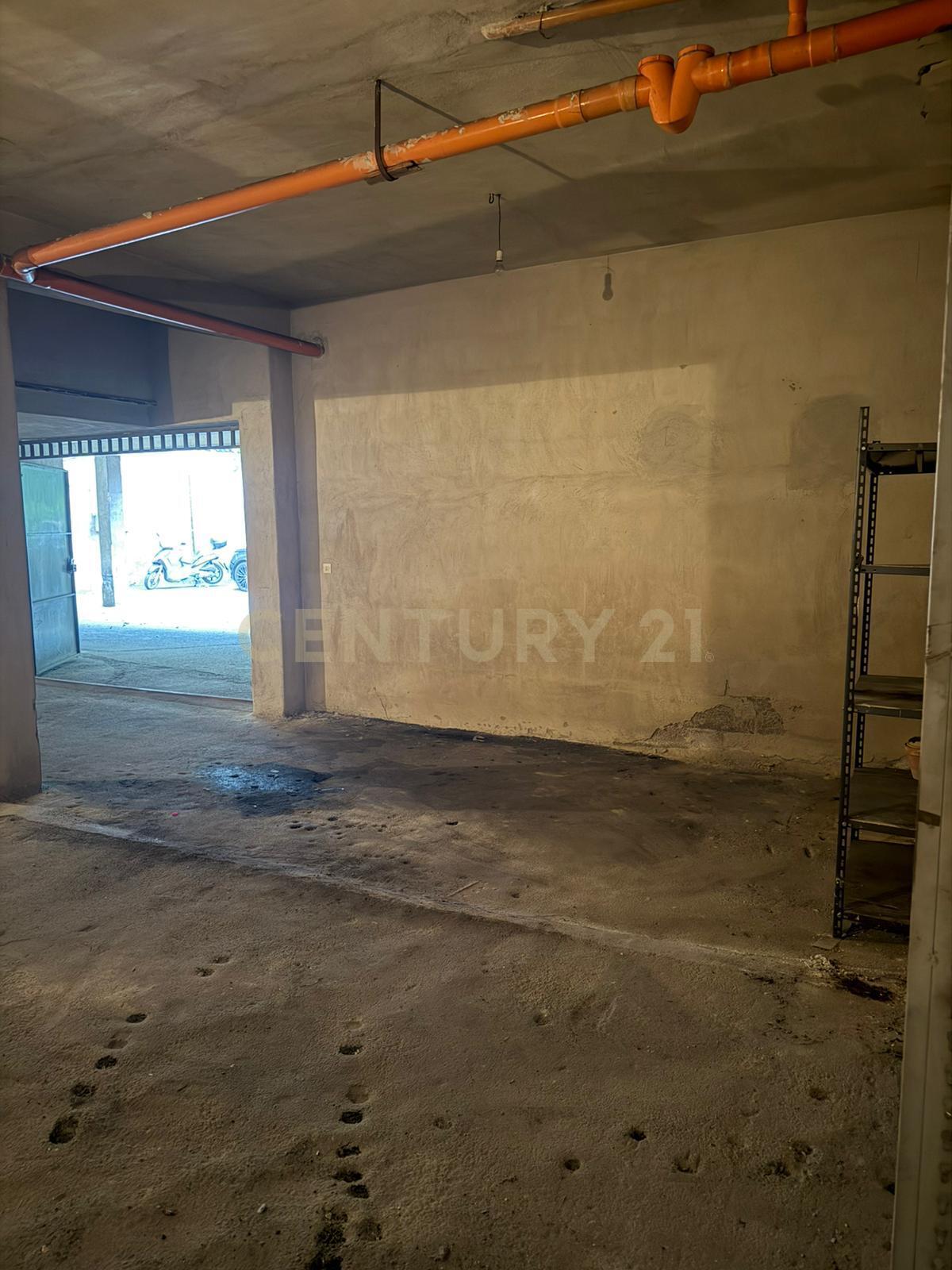 Box/Garage 54mq in vendita in via immacolata 37, Catania