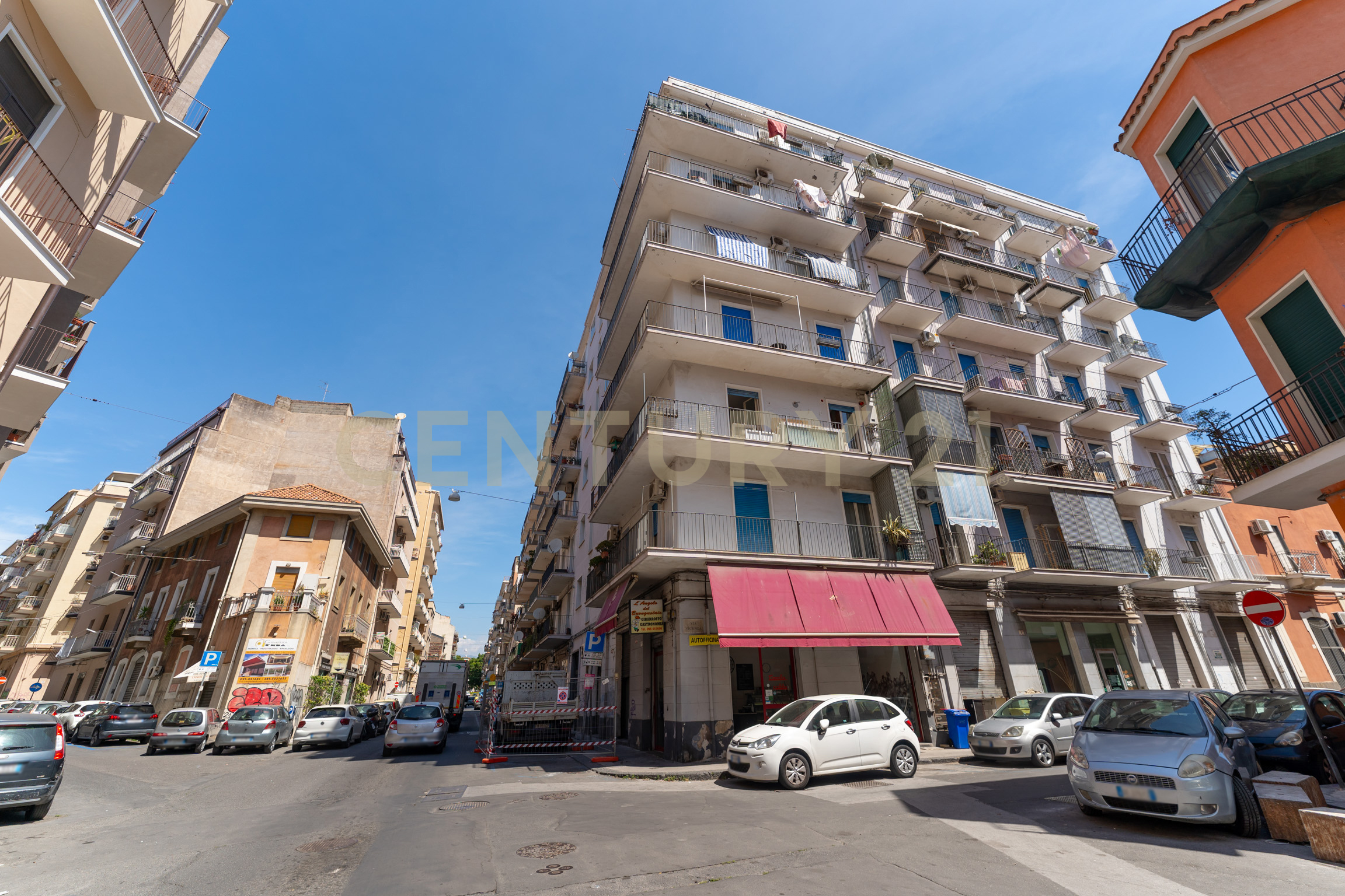 Quadrilocale vista mare in via vittorio emanuele orlando 130, Catania