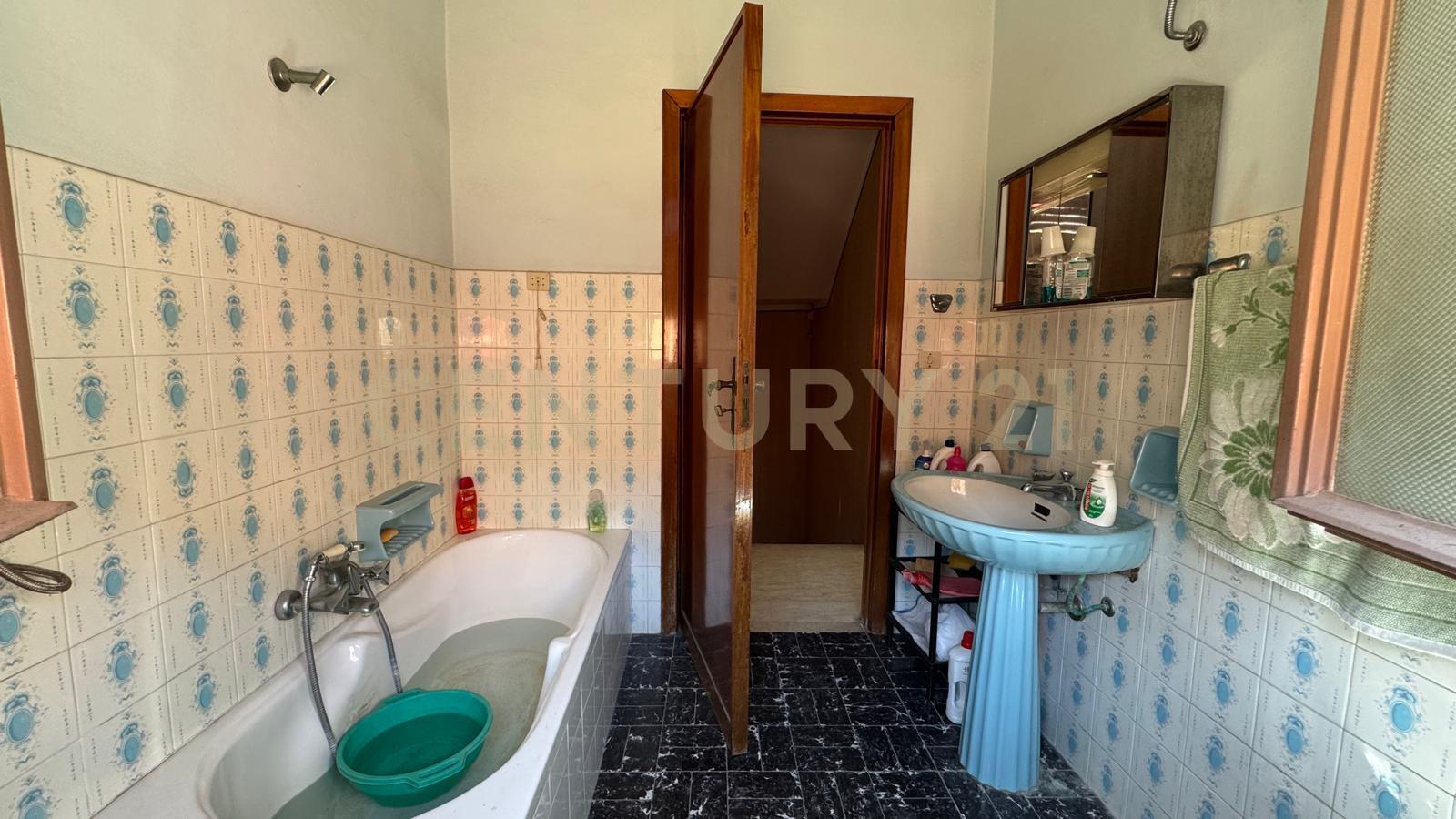 Casa indipendente con terrazzo in via piave 191, Avola