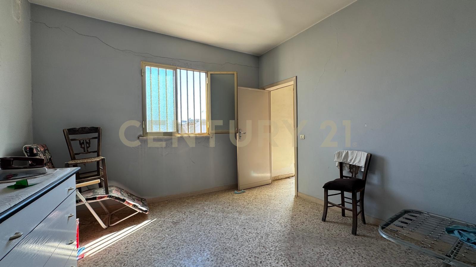 Casa indipendente con terrazzo in via piave 191, Avola