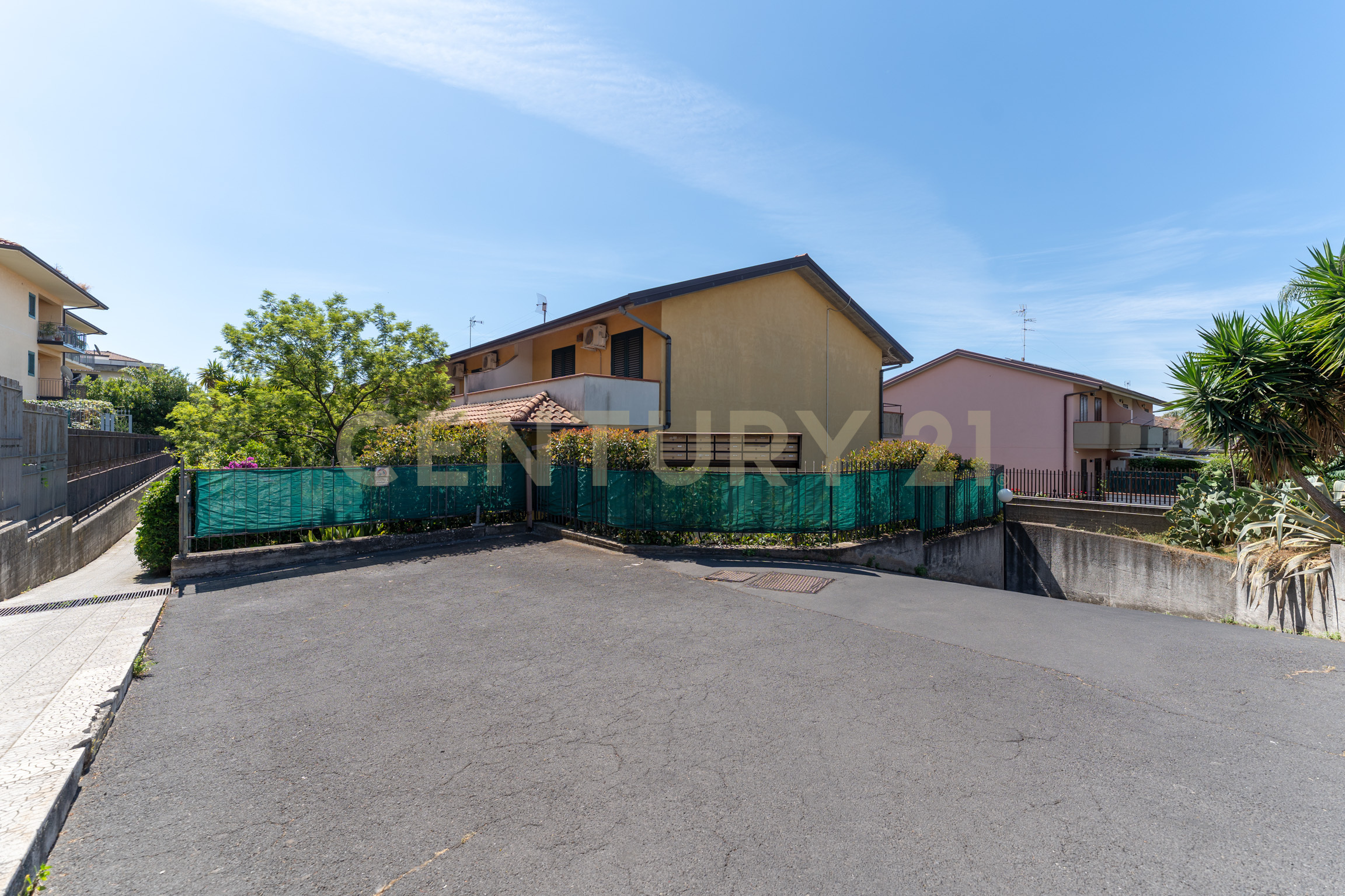 Casa indipendente con giardino in via degli ulivi 9, Tremestieri Etneo