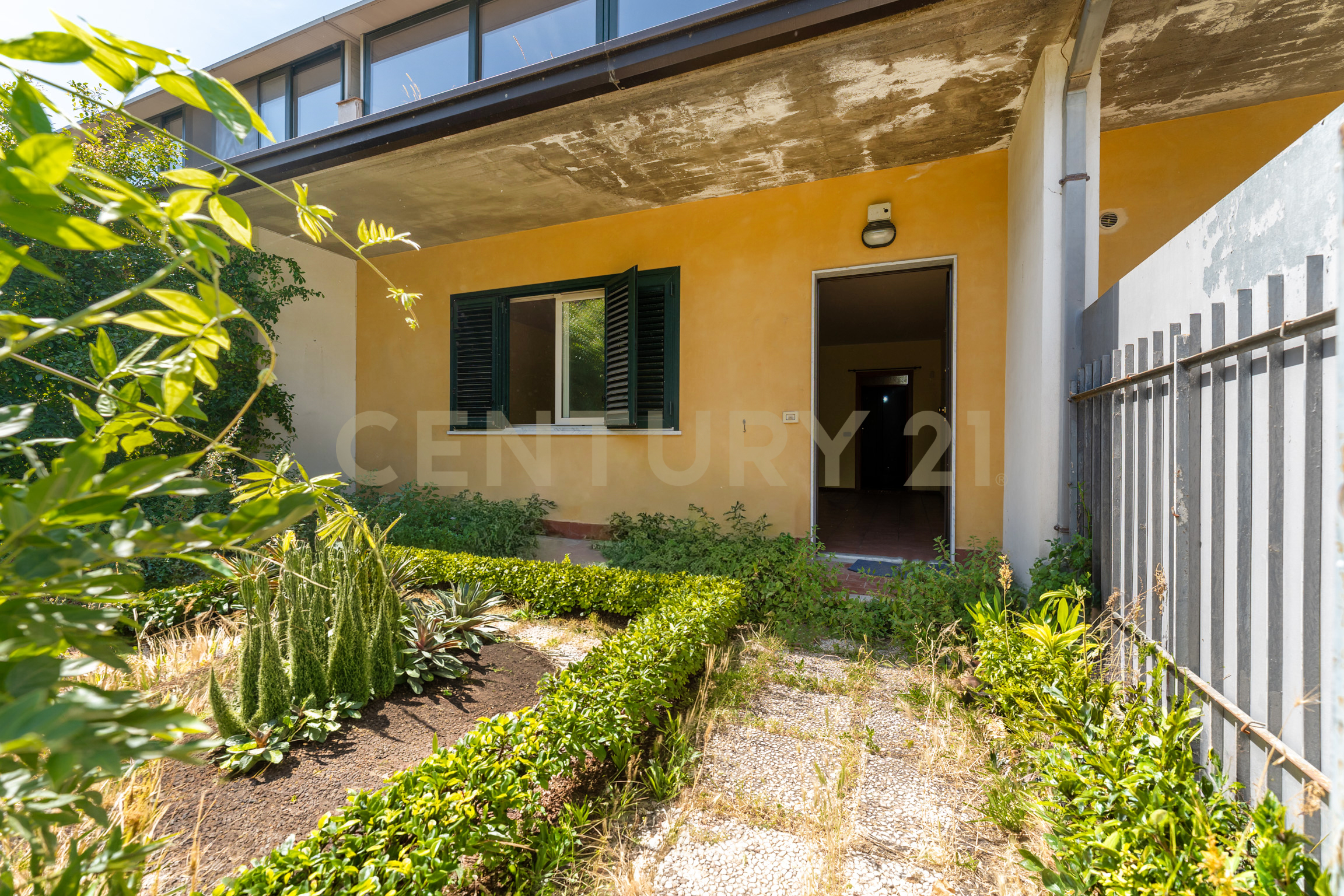 Casa indipendente con giardino in via degli ulivi 9, Tremestieri Etneo