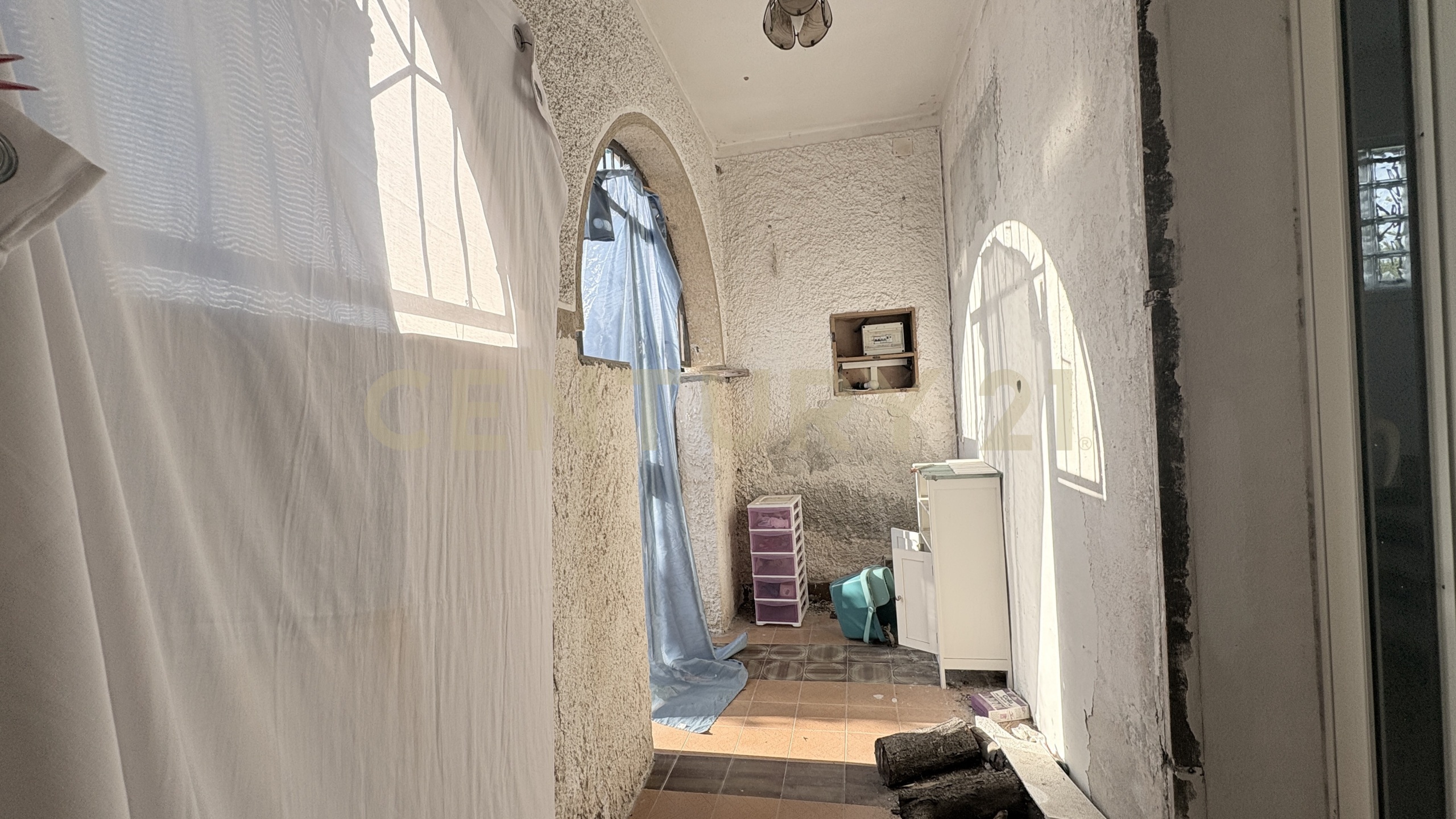 Villa con giardino in via san guglielmo abate 13, Siracusa