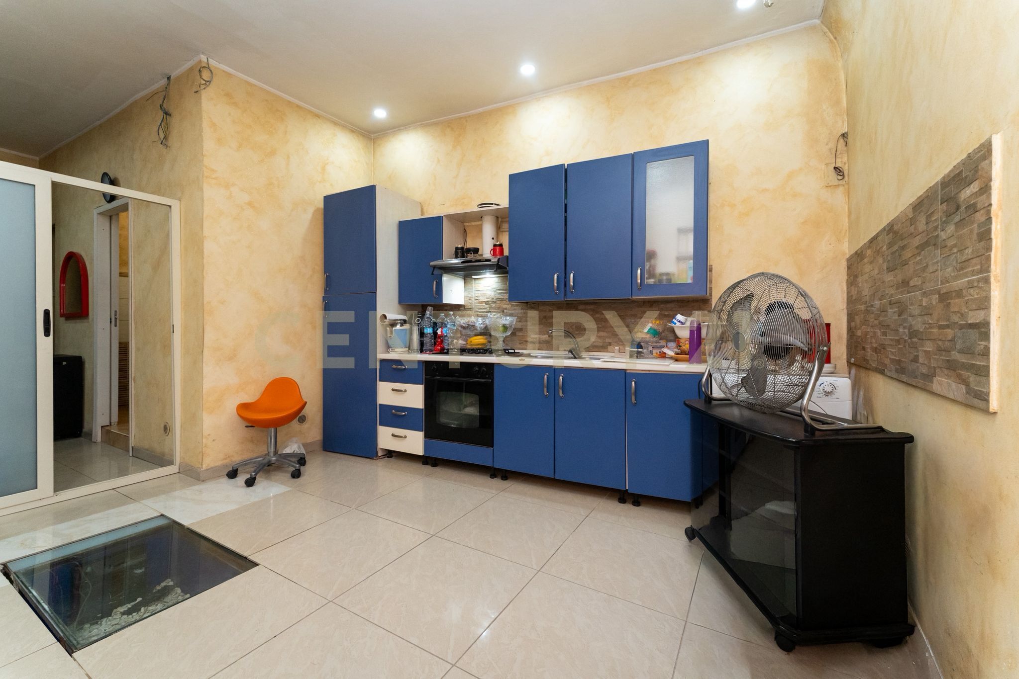 Bilocale ristrutturato in via delle finanze 41, Catania