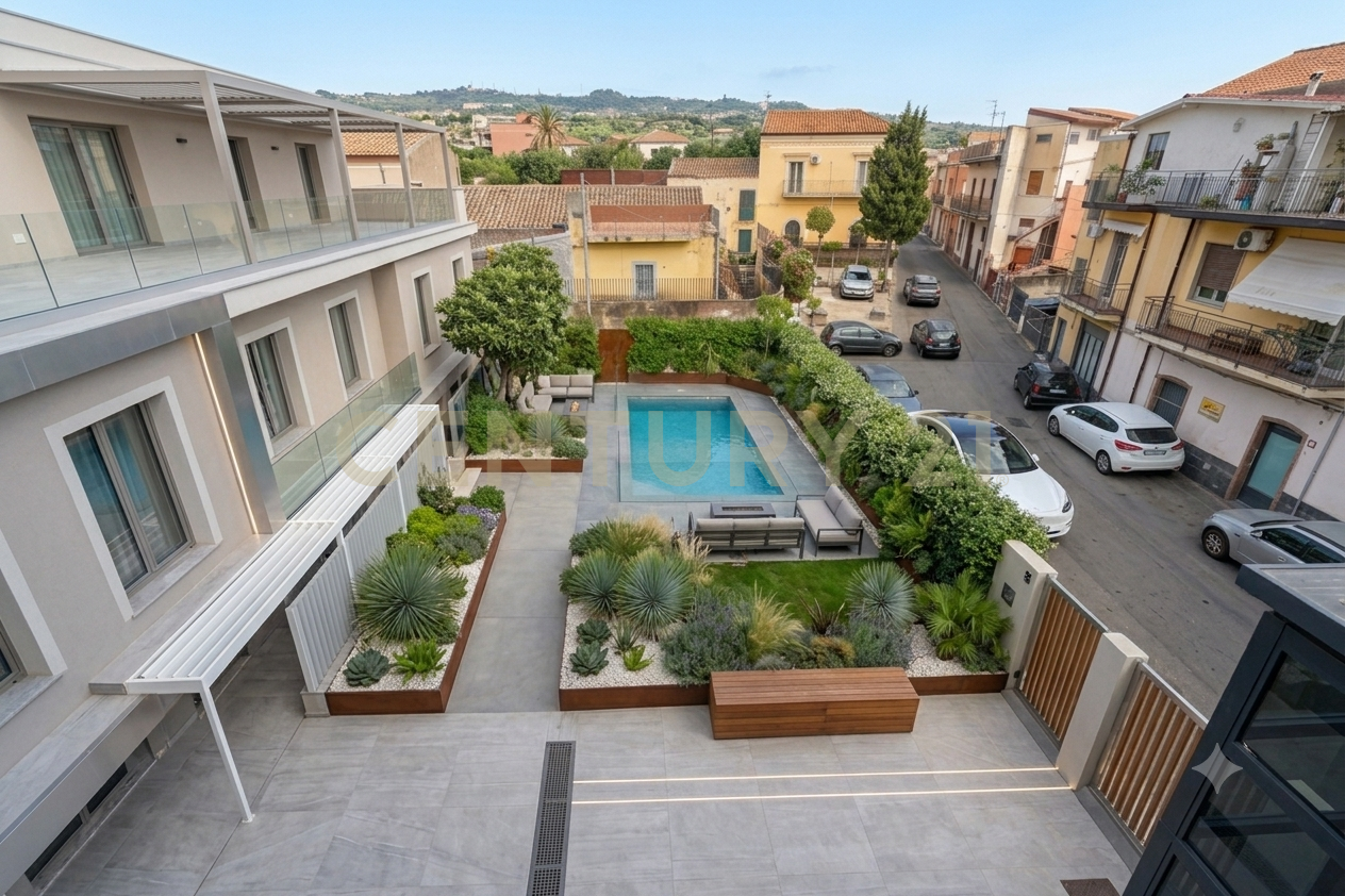 Villa con giardino in via firenze 66, Aci Castello