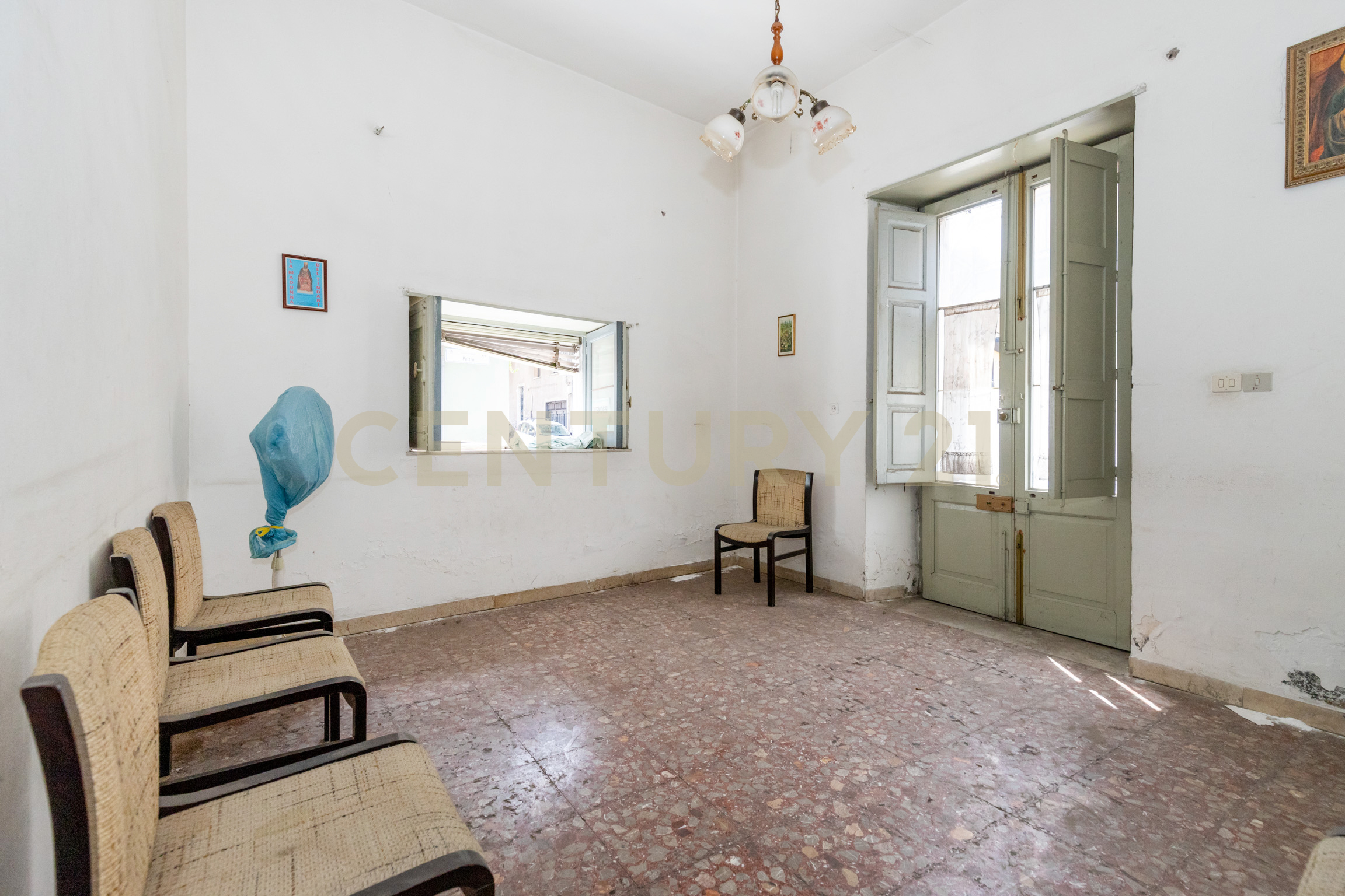 Appartamento da ristrutturare in via feltre 39, Patern�