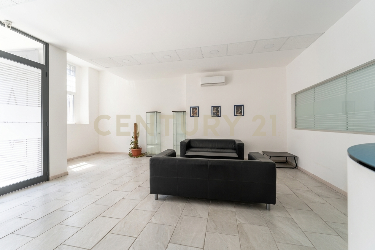Laboratorio in vendita in via delle terme 31, Misterbianco