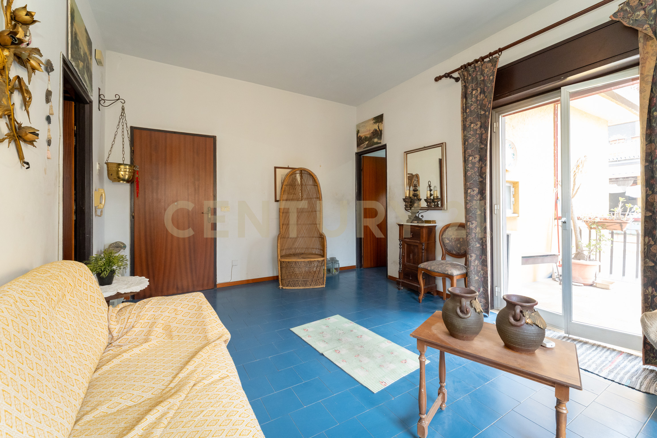 Bilocale con terrazzo in via porticato 2, Giardini-Naxos