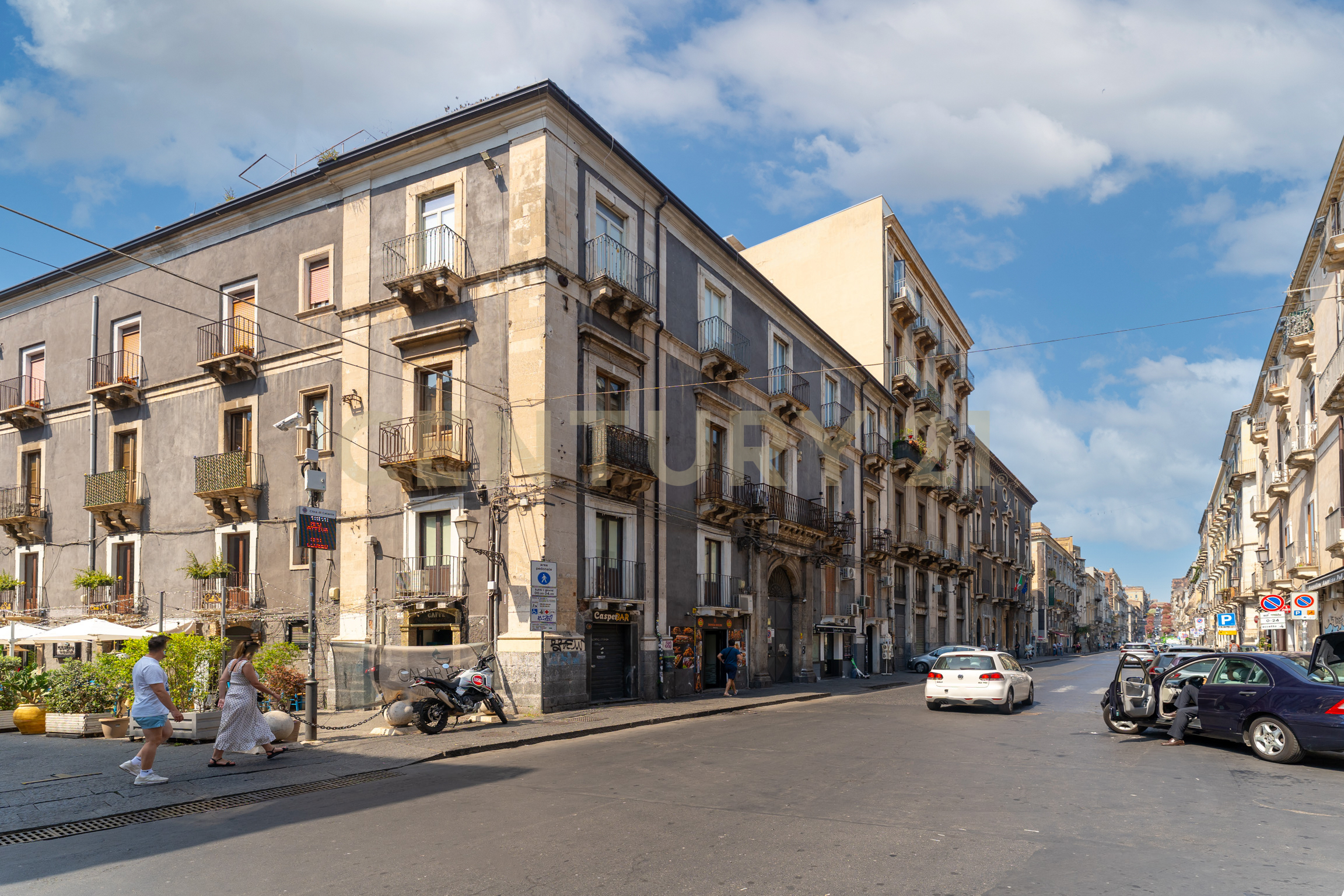 Appartamento con terrazzo in via antonino di sangiuliano 185, Catania