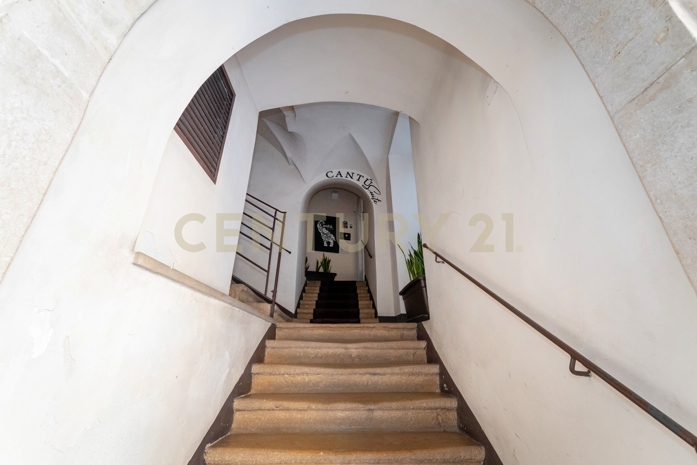 Appartamento con terrazzo in via antonino di sangiuliano 185, Catania