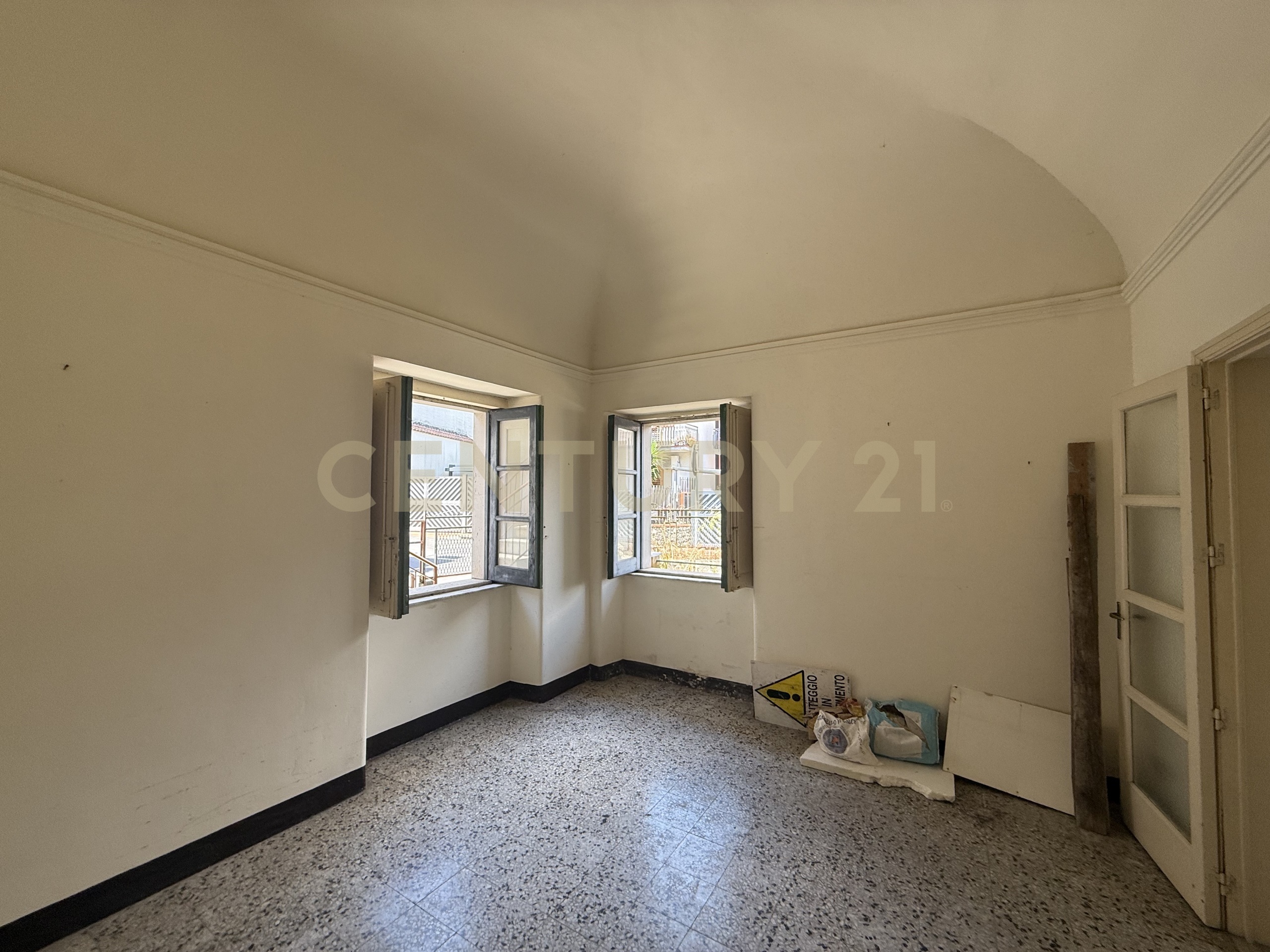 Casa indipendente con giardino in via mazzini 61, Trecastagni