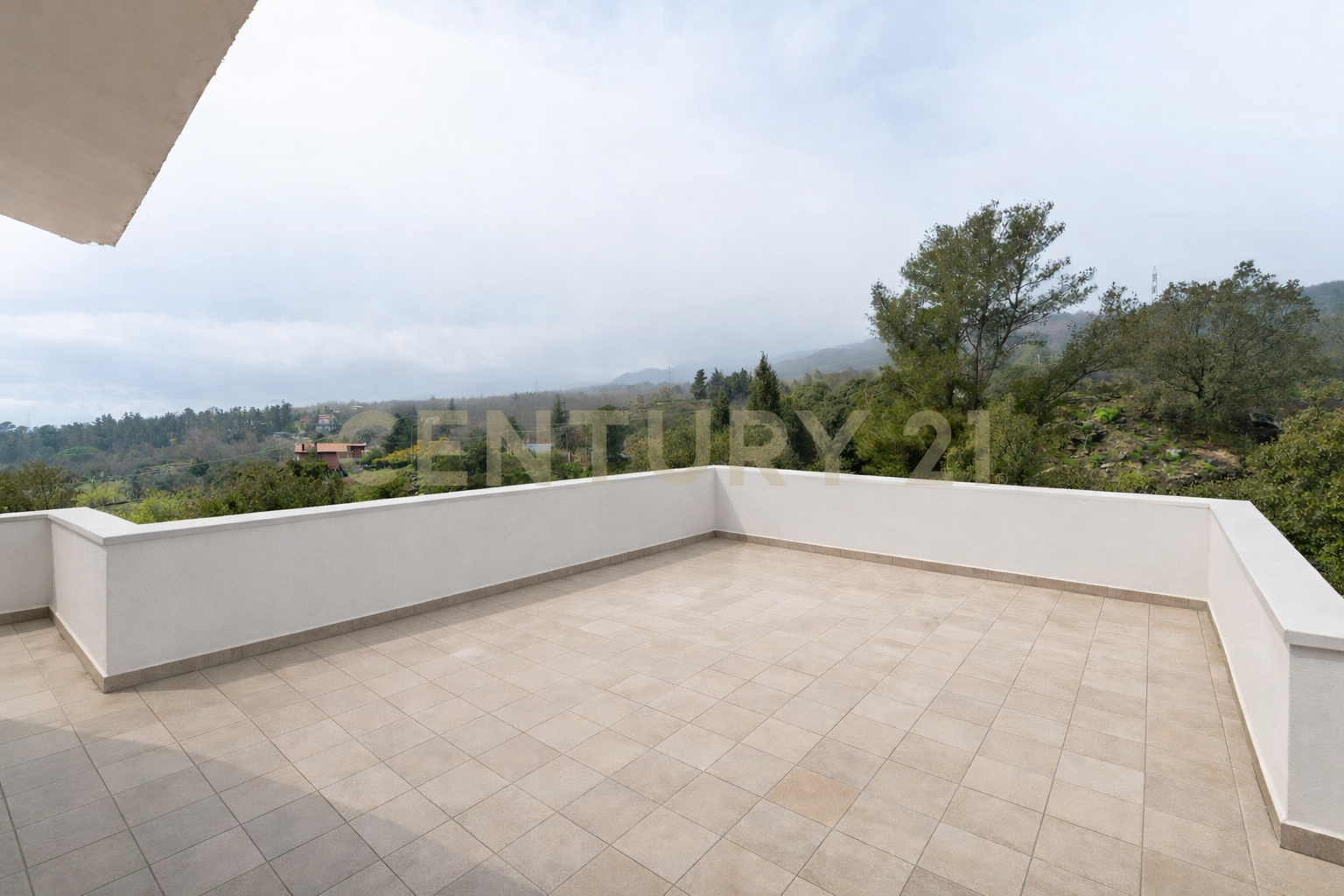 Villa con giardino in sp155 82, Mascali