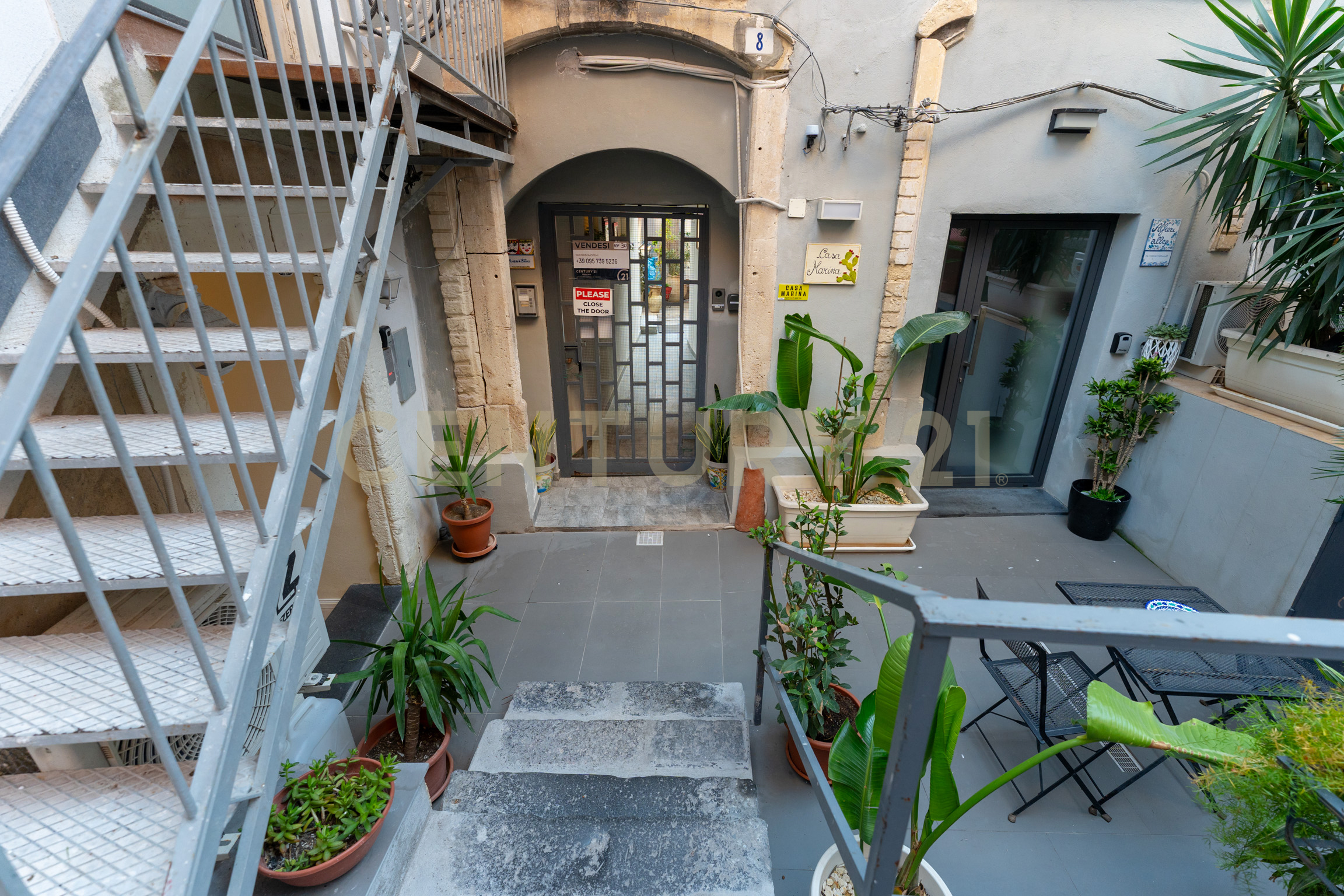 Appartamento da ristrutturare in via alfieri 7, Catania