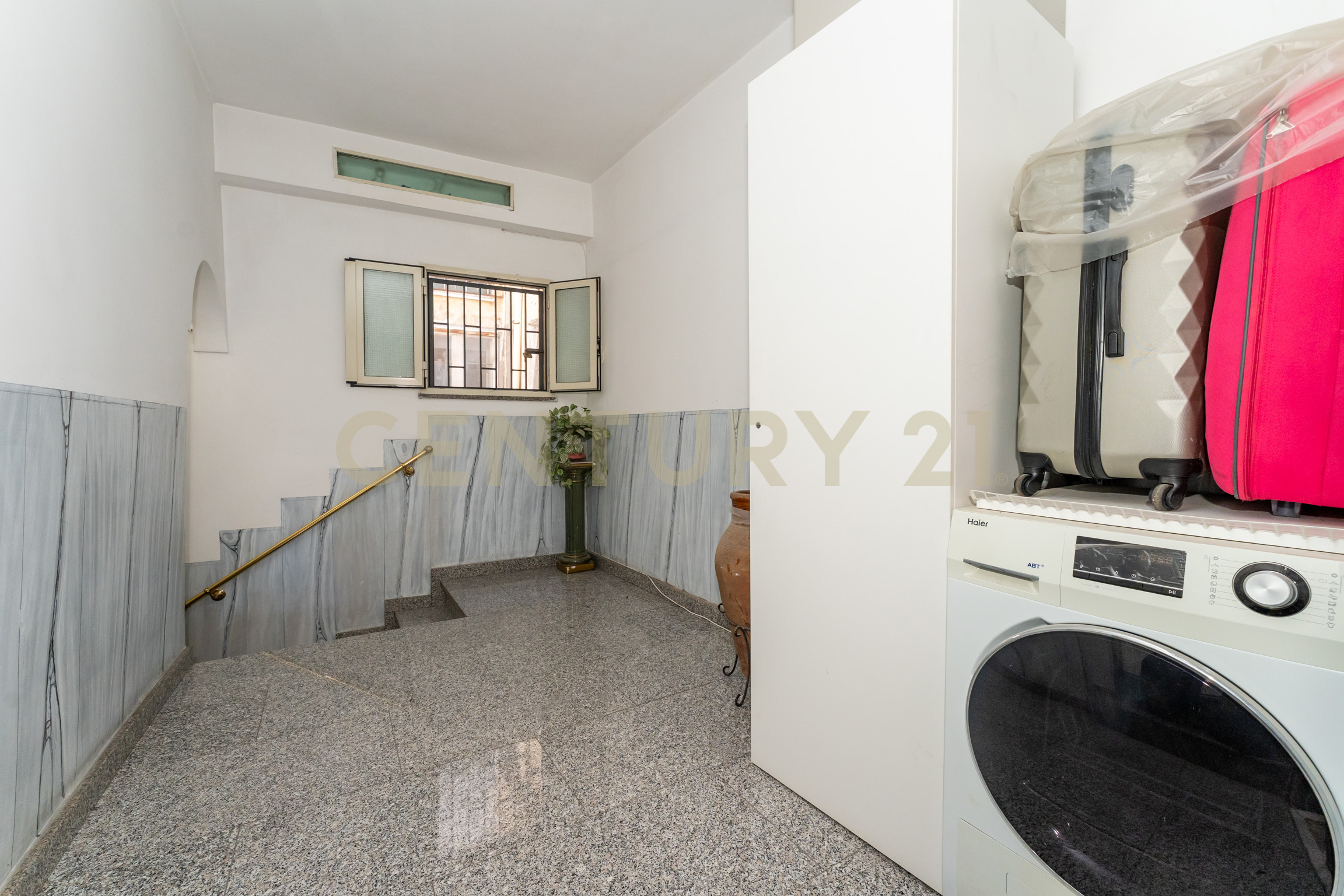 Trilocale da ristrutturare in corso vittorio emanuele 122, Caltagirone