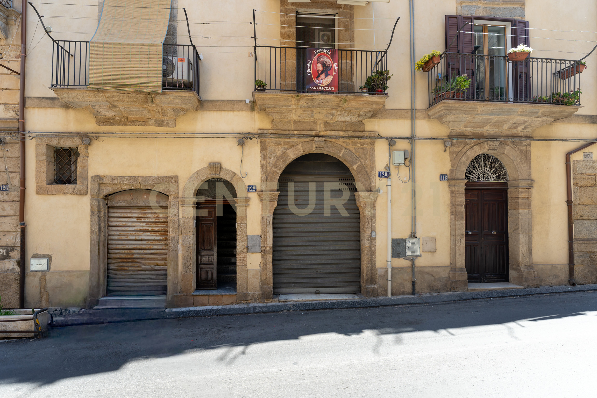 Trilocale da ristrutturare in corso vittorio emanuele 122, Caltagirone