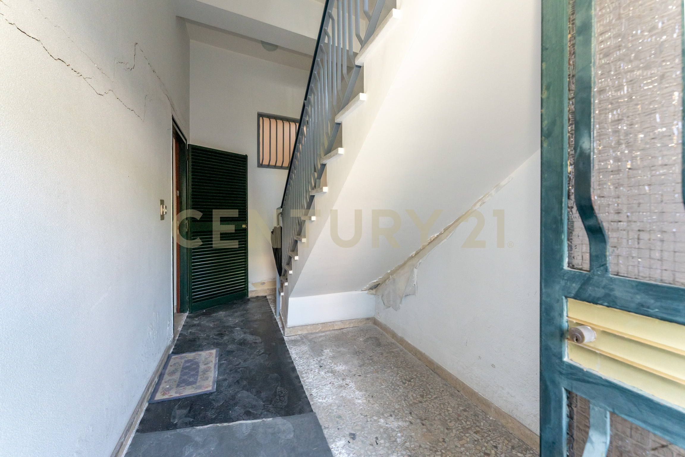 Stabile/Palazzo da ristrutturare in via sebastiano catania 284, Catania