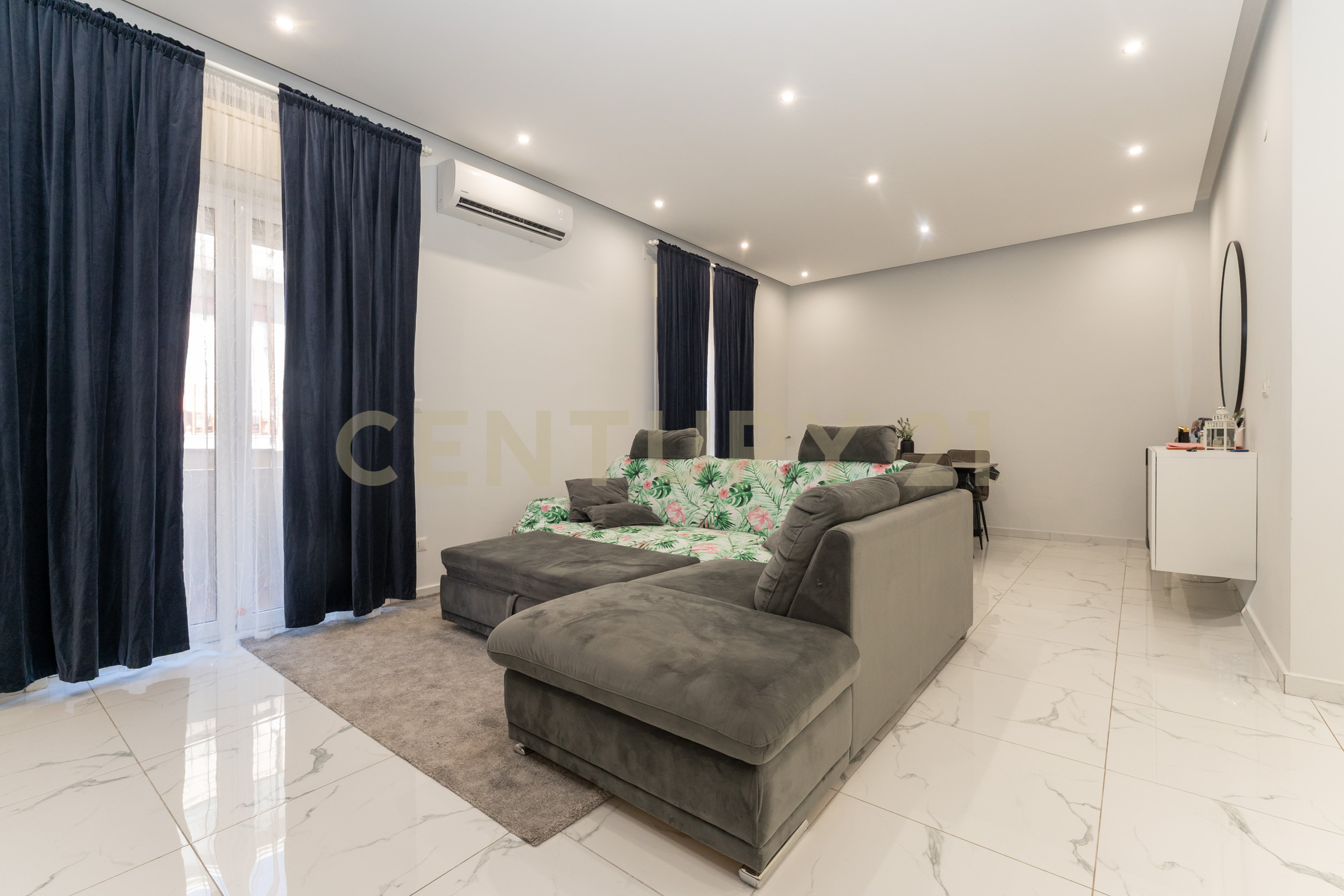 Trilocale in vendita in via alfredo rampi 24, Aci Catena