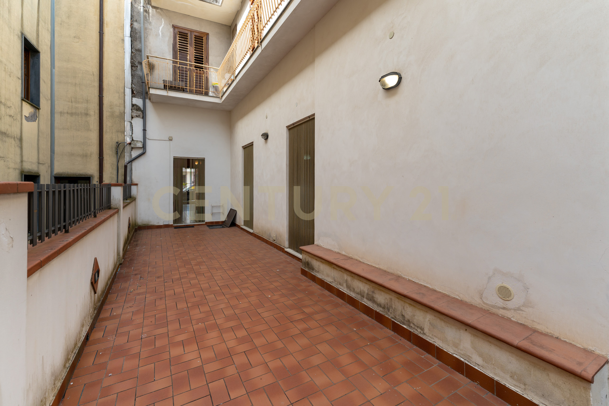 Casa indipendente con terrazzo in via monte grappa 8, Zafferana Etnea