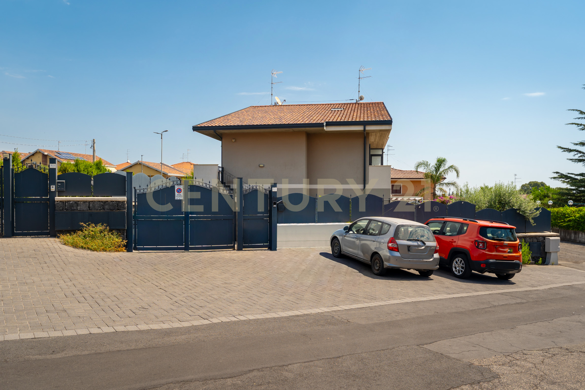 Casa indipendente con giardino in via umberto i 311, San Pietro Clarenza