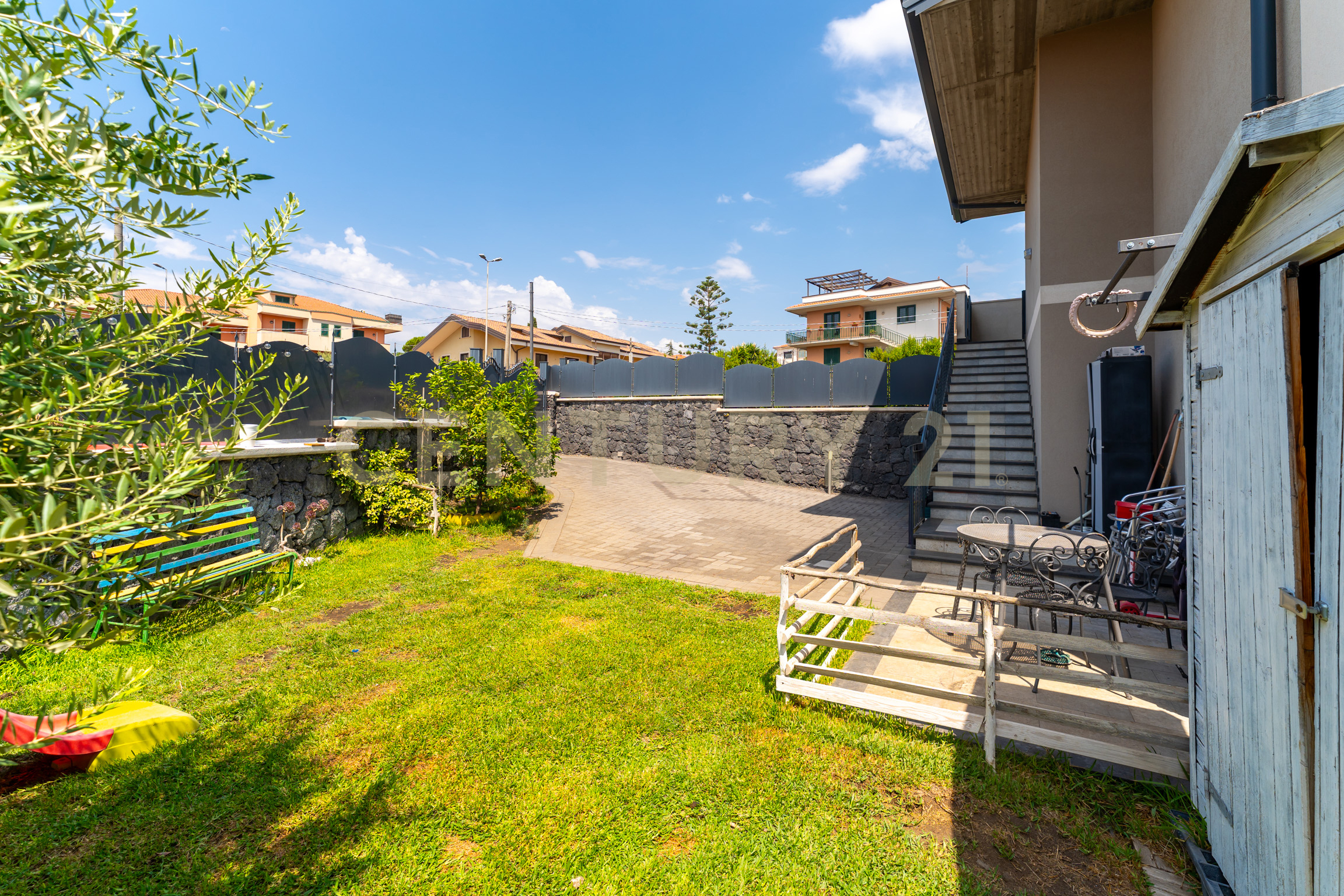 Casa indipendente con giardino in via umberto i 311, San Pietro Clarenza
