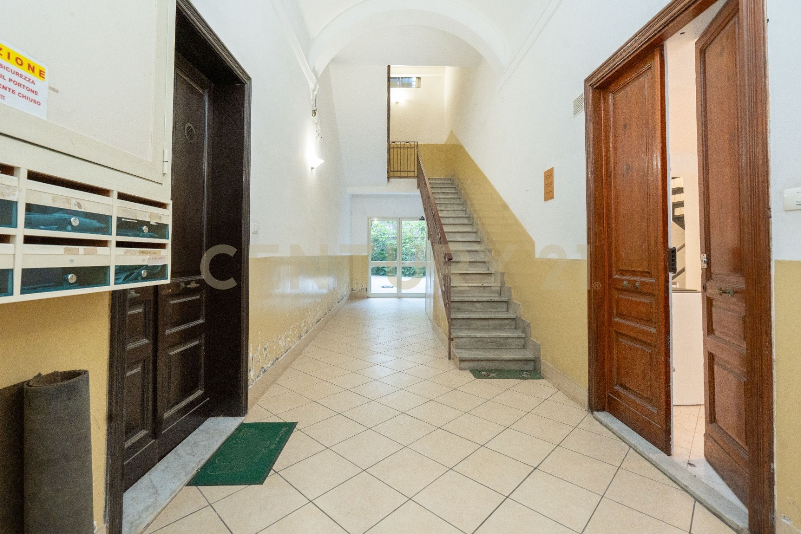 Casa indipendente con terrazzo in via e. a. pantano 153, Catania