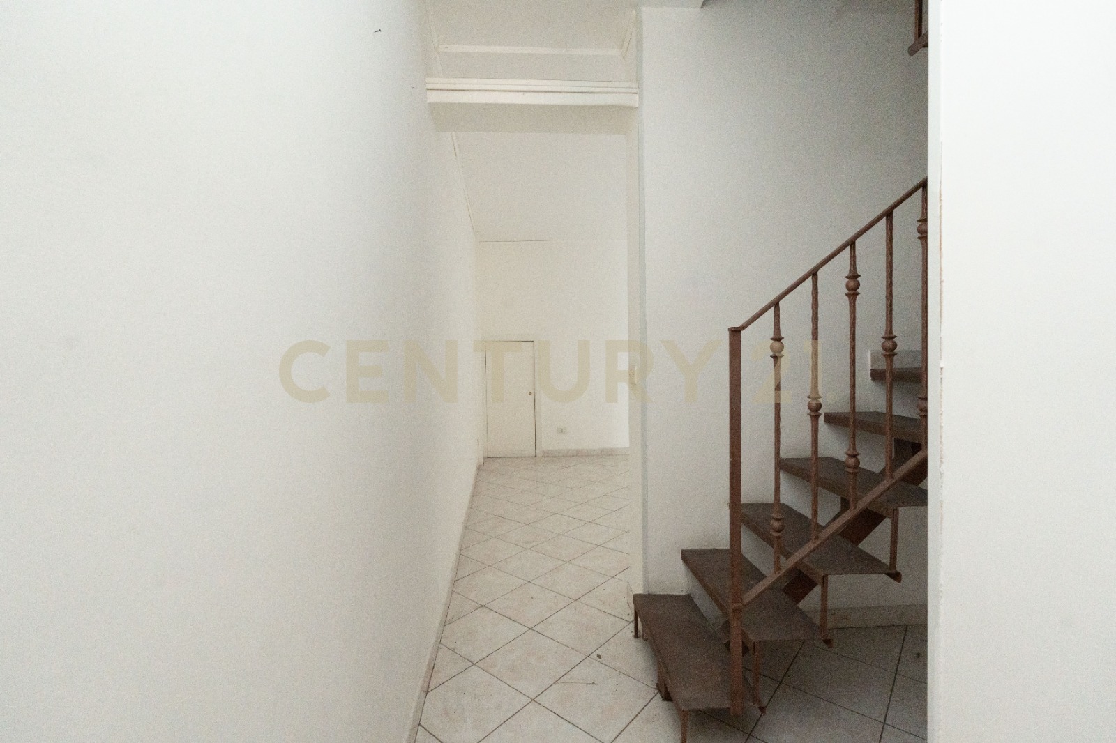 Casa indipendente con terrazzo in via e. a. pantano 153, Catania