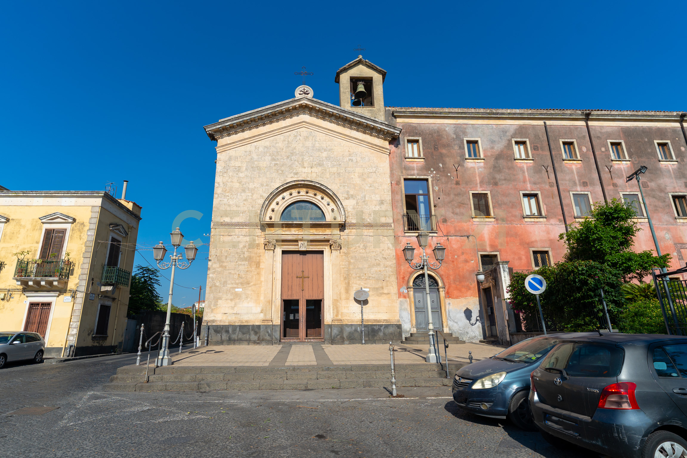 Casa indipendente con giardino in via san lorenzo, Acireale