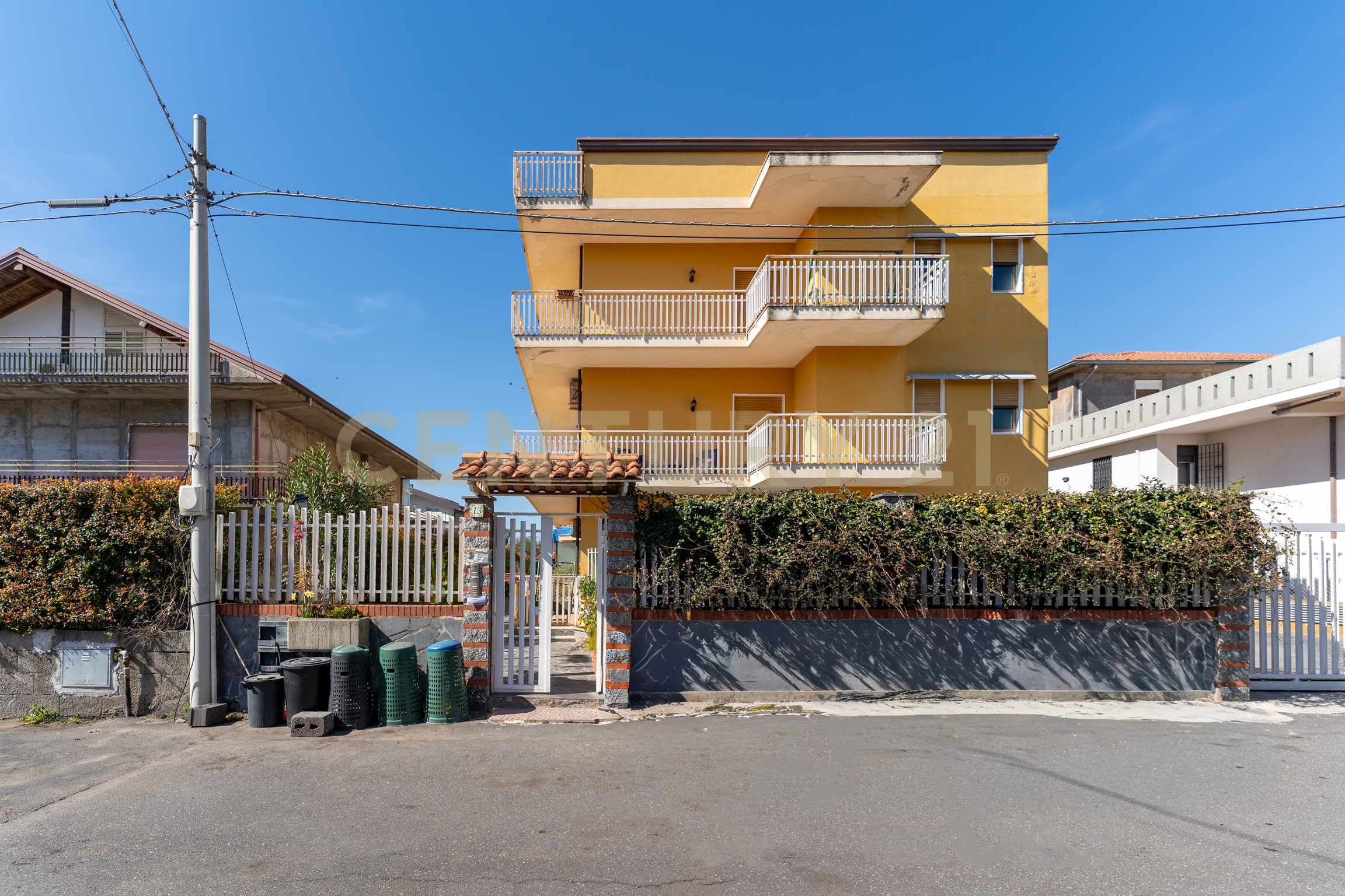 Appartamento con terrazzo in via imola 13, Catania