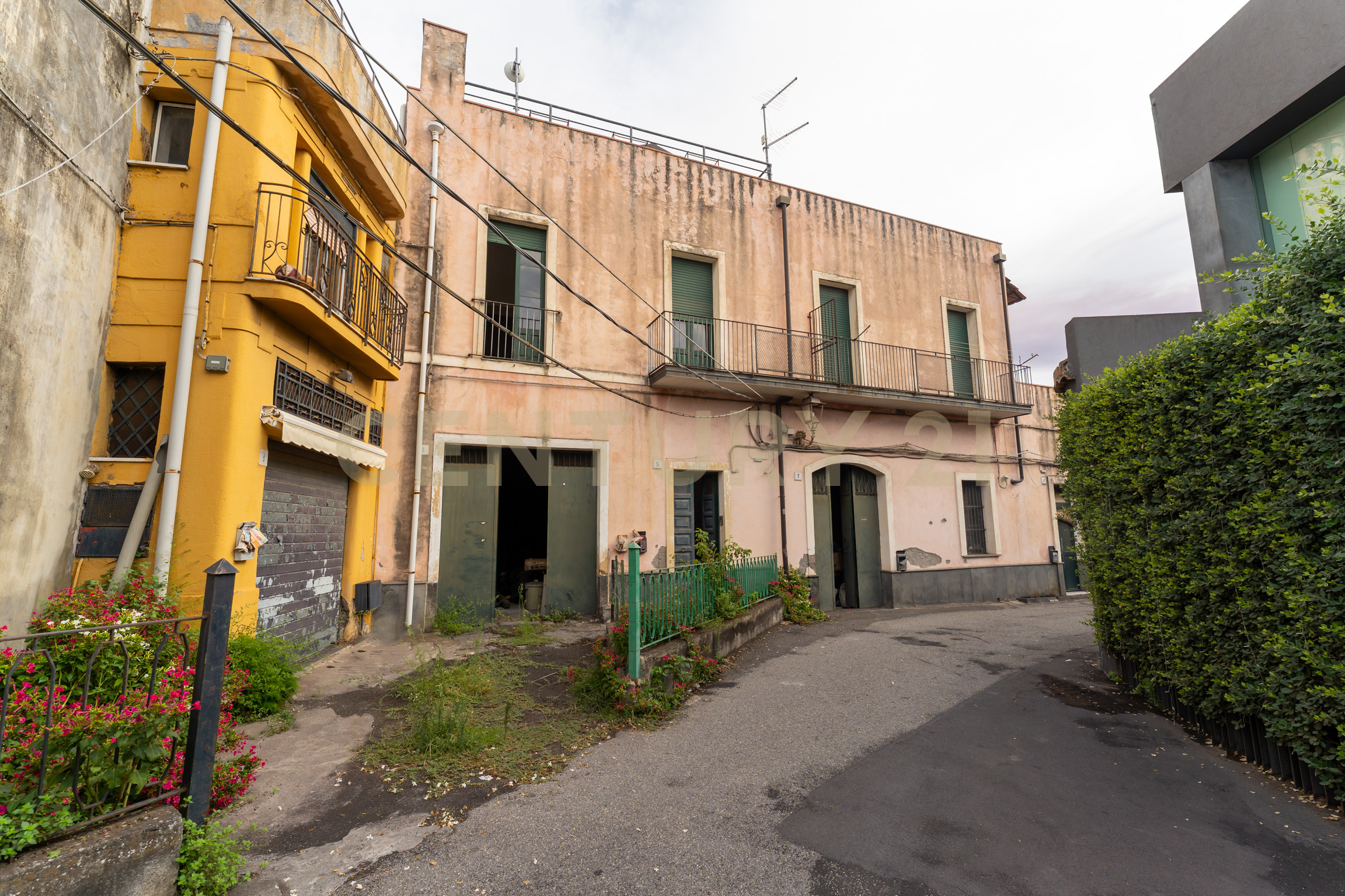 Stabile/Palazzo con terrazzo in piazza sant'alfio 52, Trecastagni