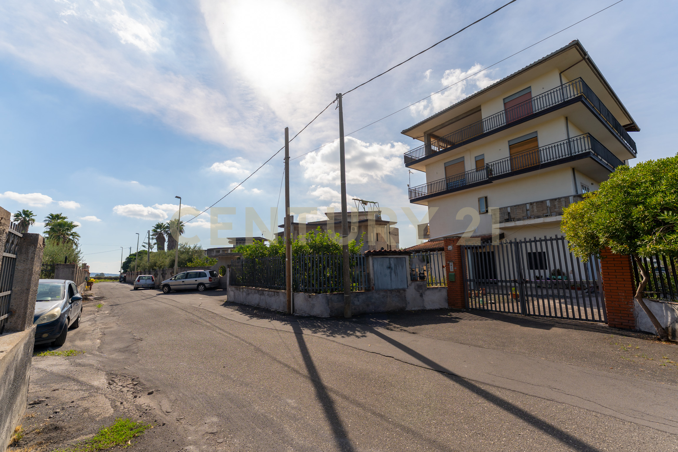 Attico con giardino in via danubio 42, Catania