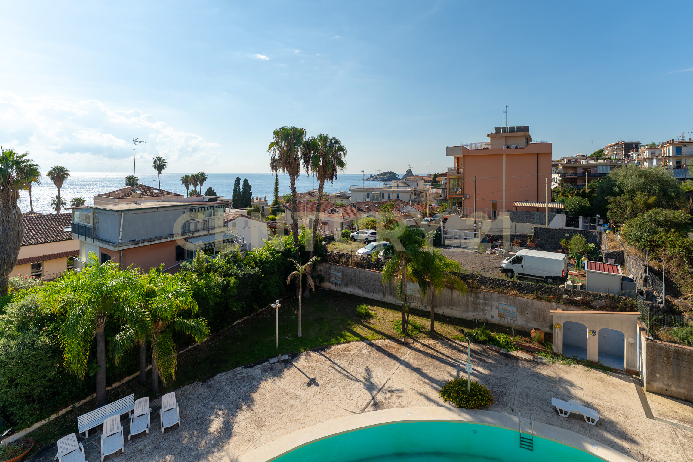Appartamento in vendita in via livorno 99, Aci Castello