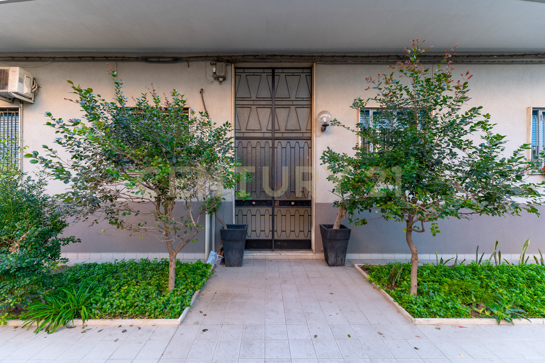 Quadrilocale con giardino in via eleonora d'angi� 7, Catania
