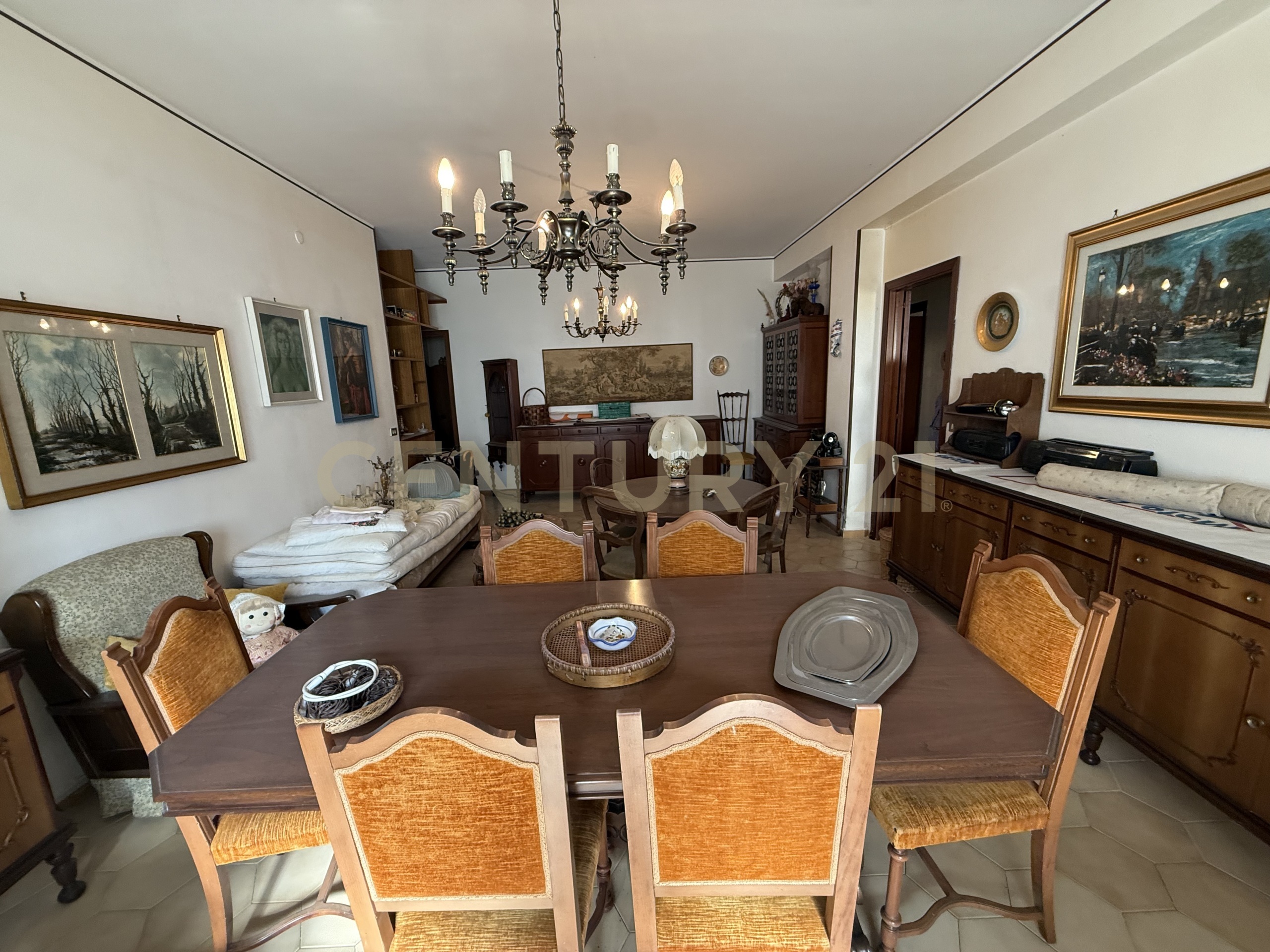 Appartamento con terrazzo in via umberto i 157, Messina