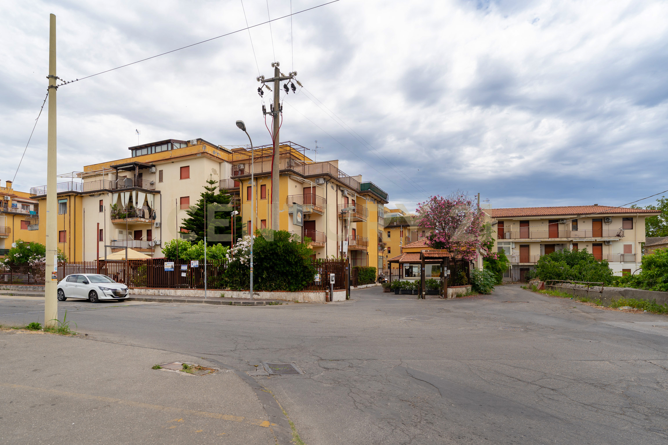 Bilocale con giardino in via porticato 1, Giardini-Naxos