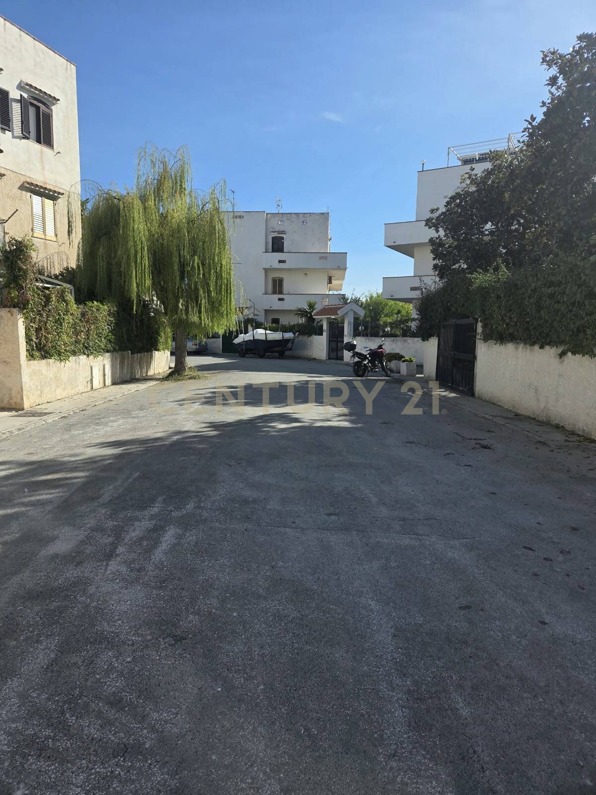 Trilocale con terrazzo in via a. gramsci 8, Rometta