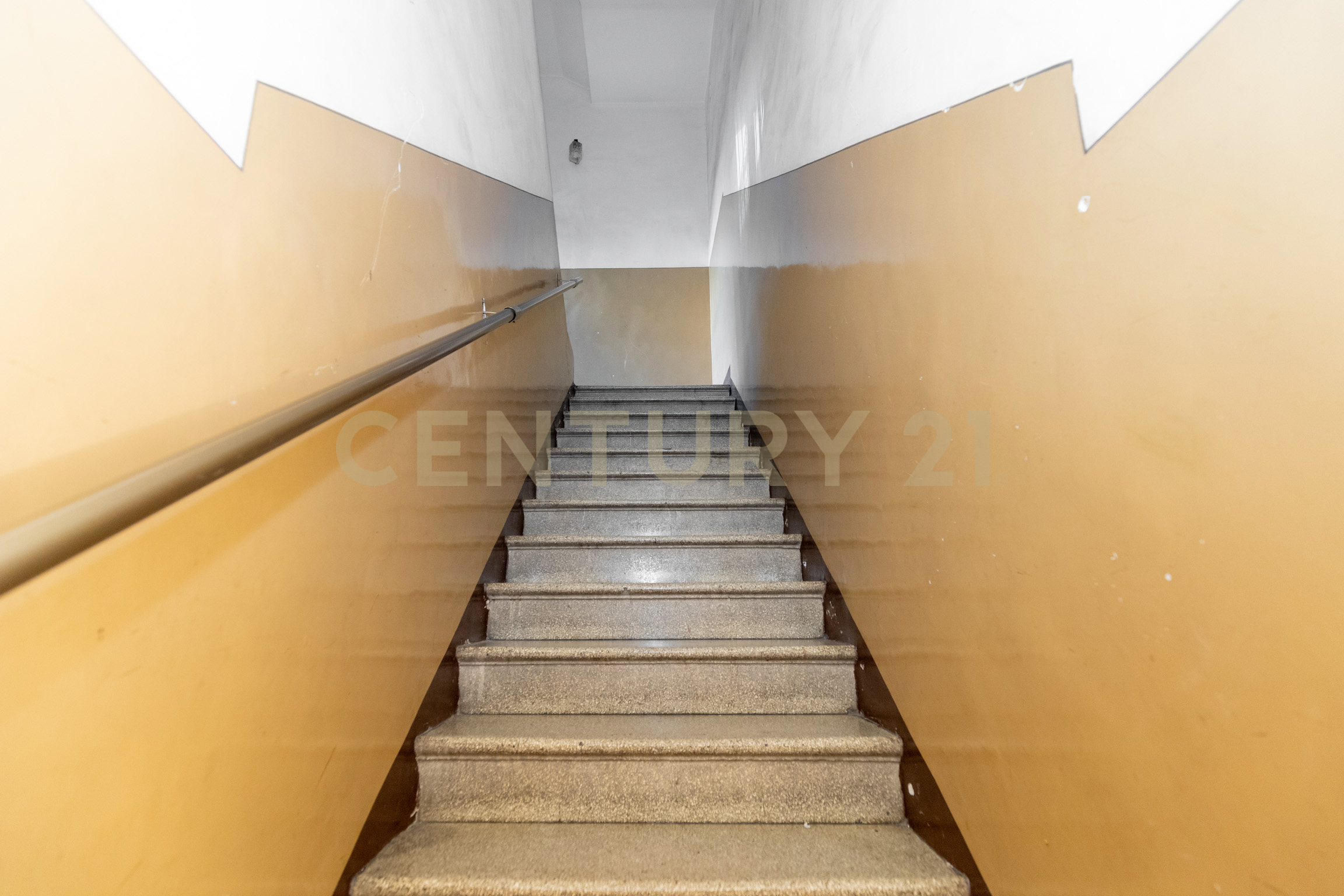 Bilocale ristrutturato in via stella polare 9, Catania