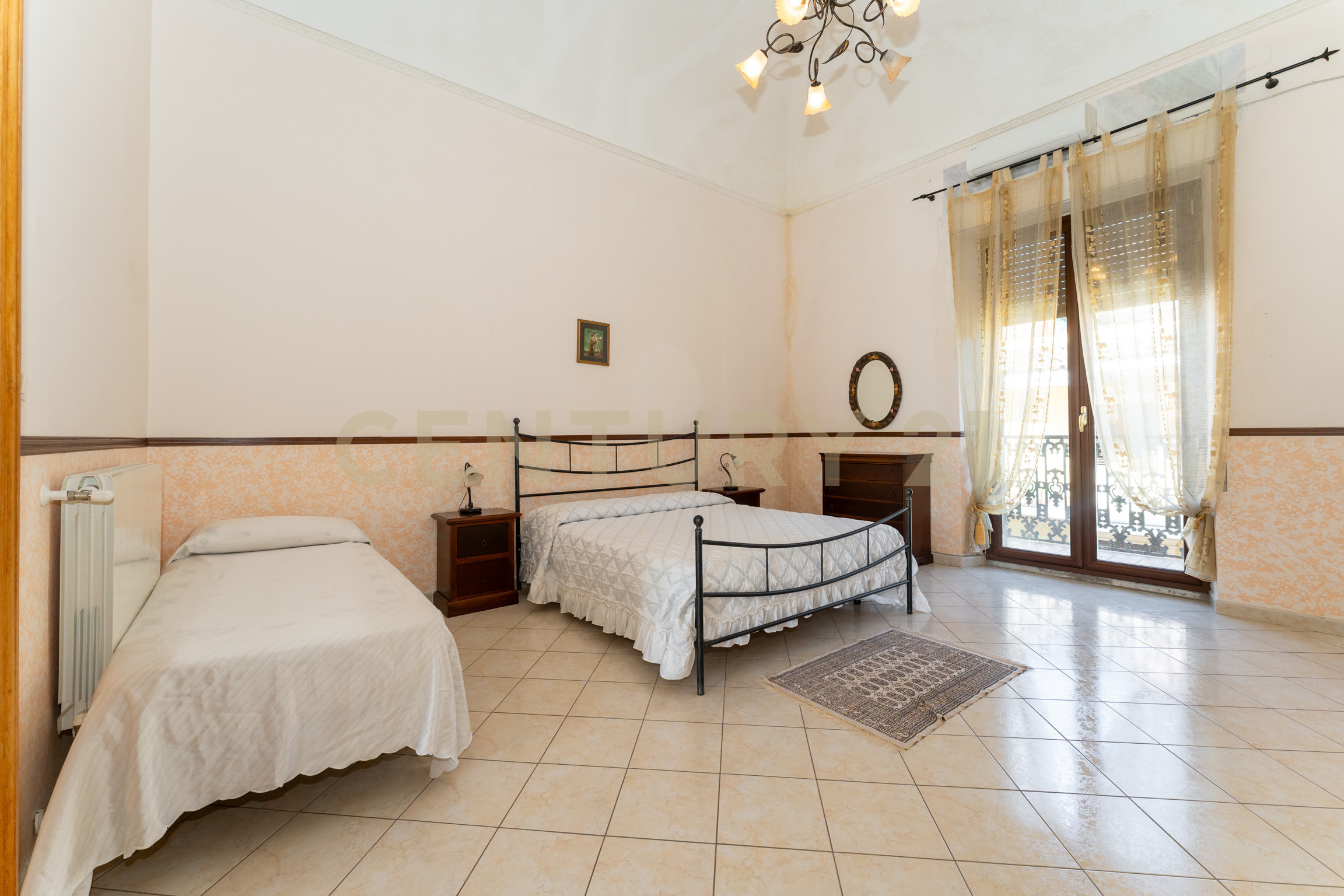 Casa indipendente con terrazzo in via etna 78a, Riposto