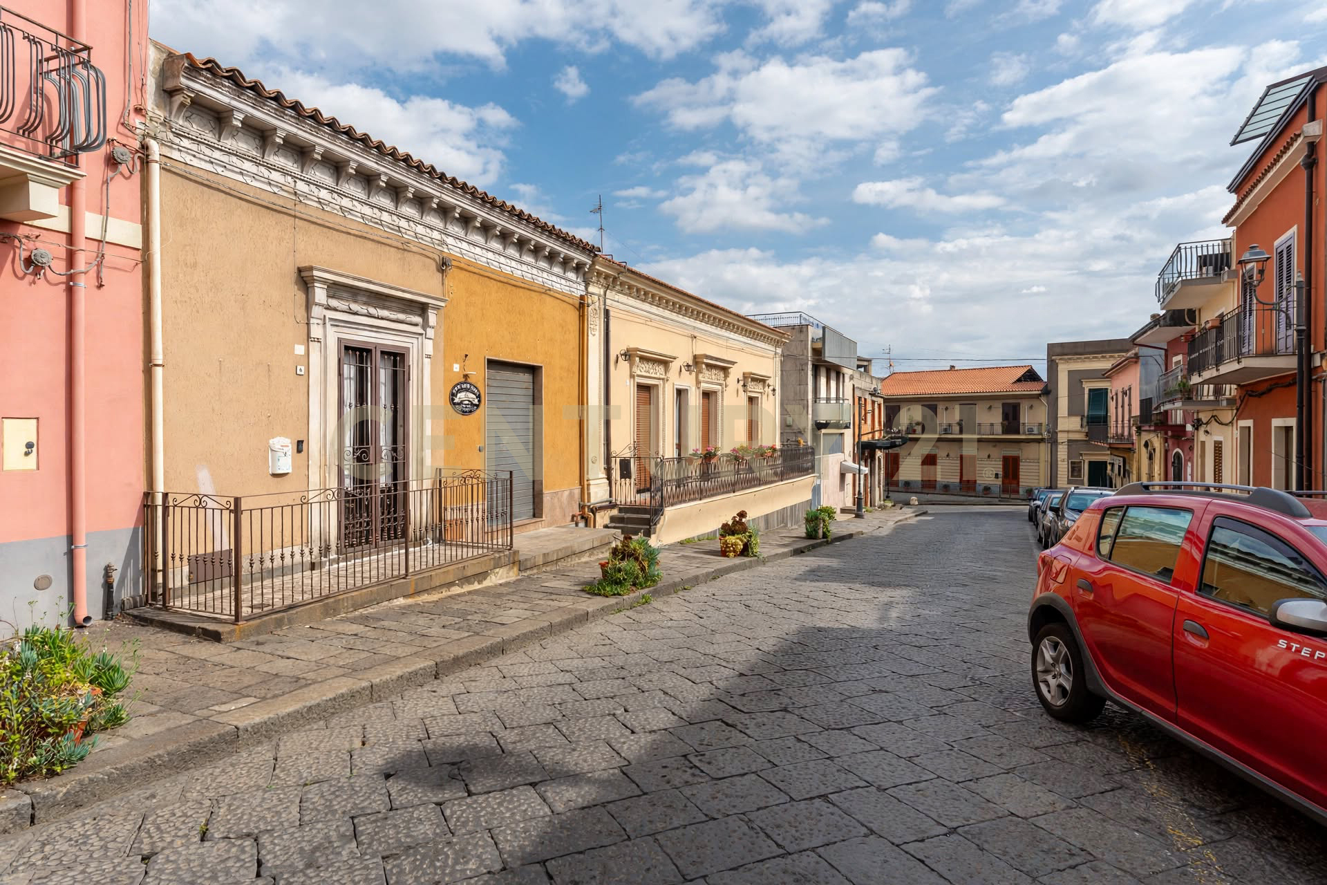 Casa indipendente con giardino in via vittorio emanuele 142, Santa Venerina