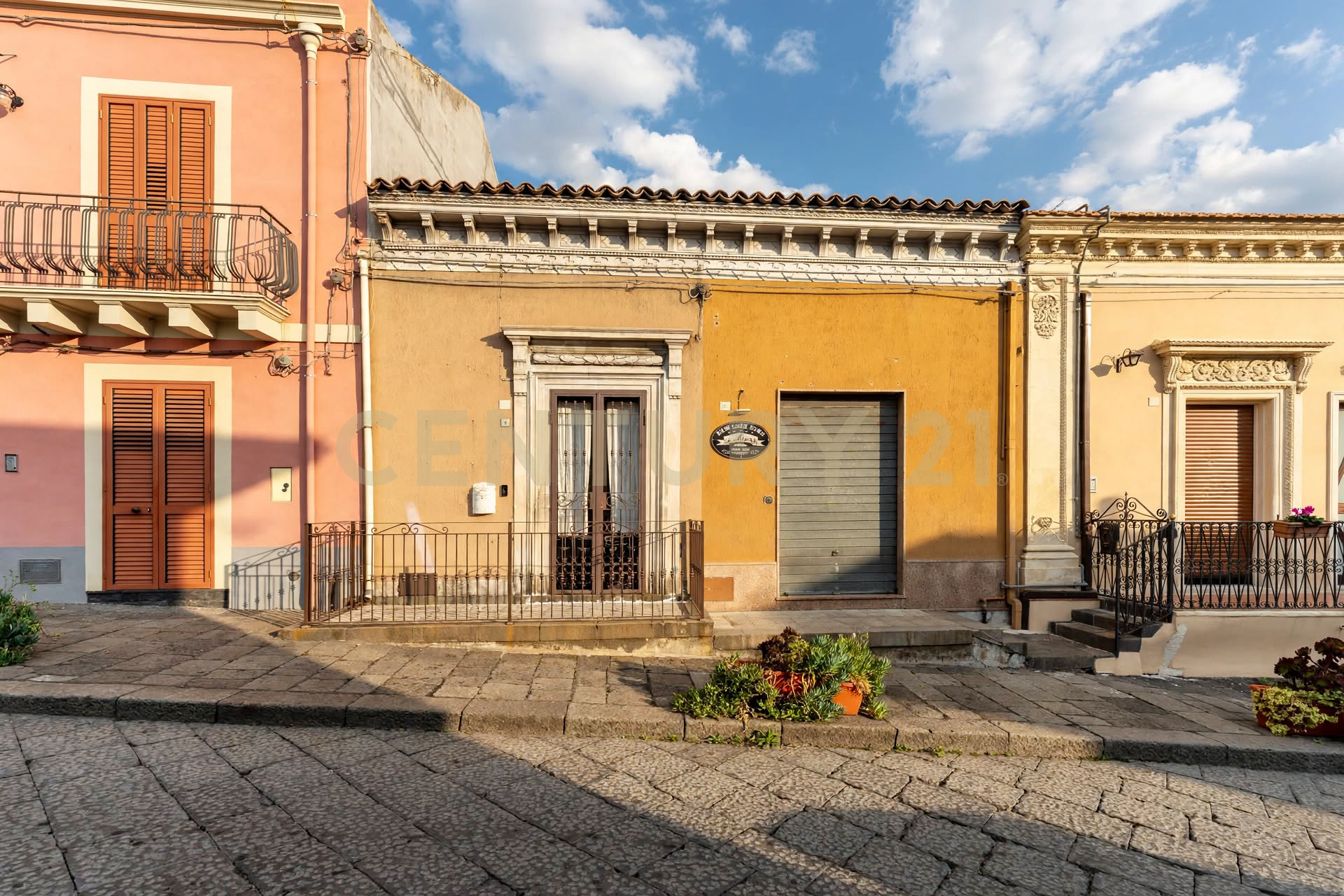 Casa indipendente con giardino in via vittorio emanuele 142, Santa Venerina