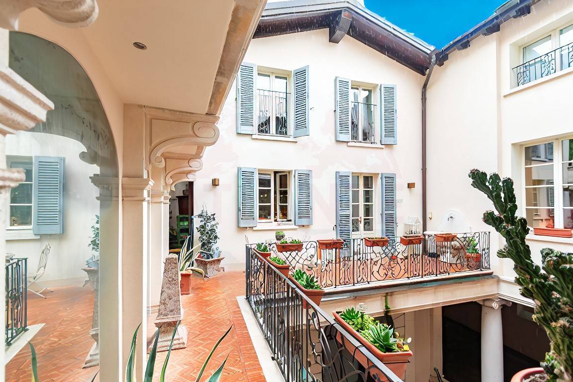 Casa Indipendente in vendita a Brescia, Centro storico pregiato