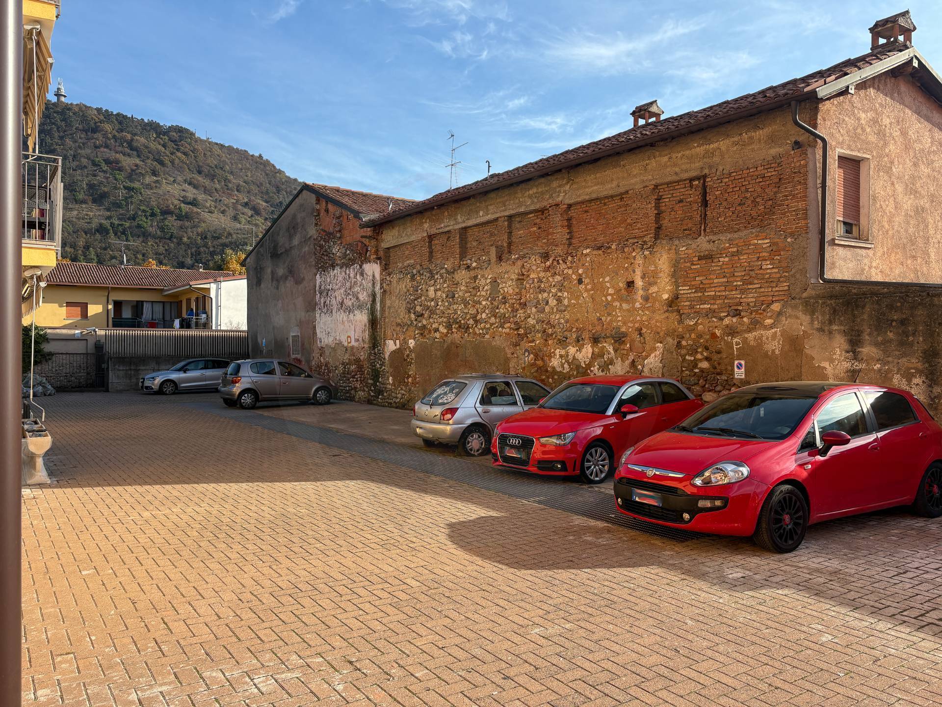 Appartamento in vendita a Cologne