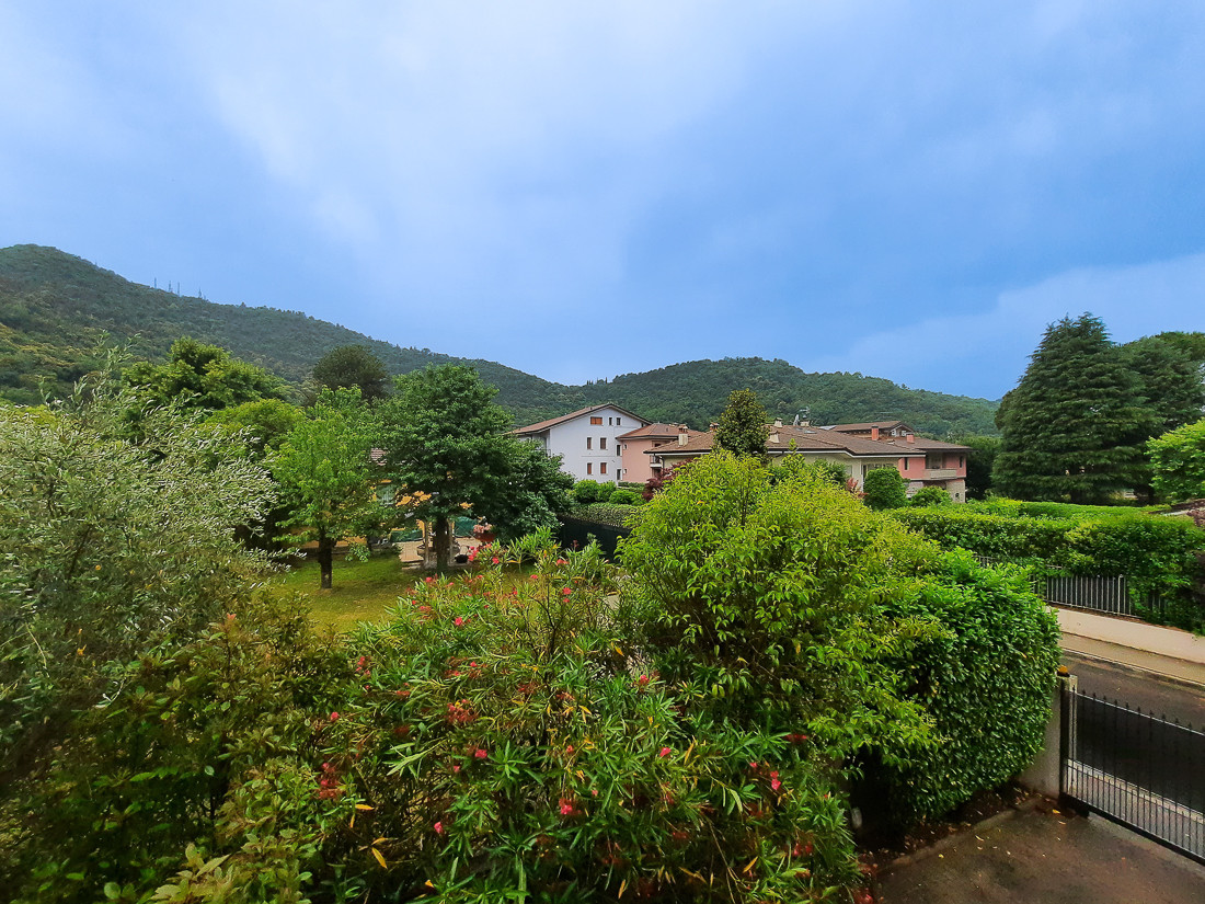 Villetta bifamiliare in vendita a Brescia, Costalunga